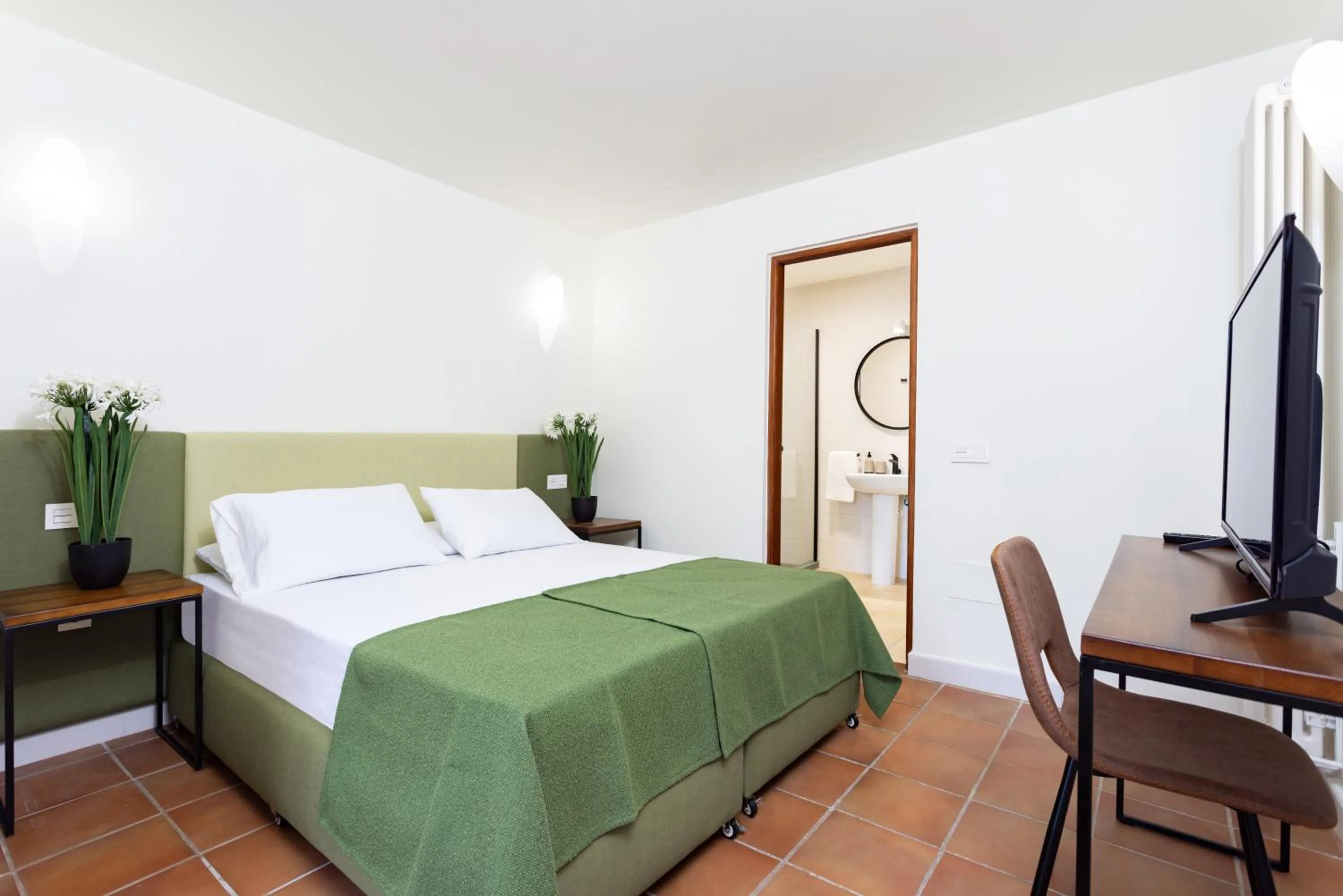 Photo of the whole room, Bed in Hotel Alta Montaña