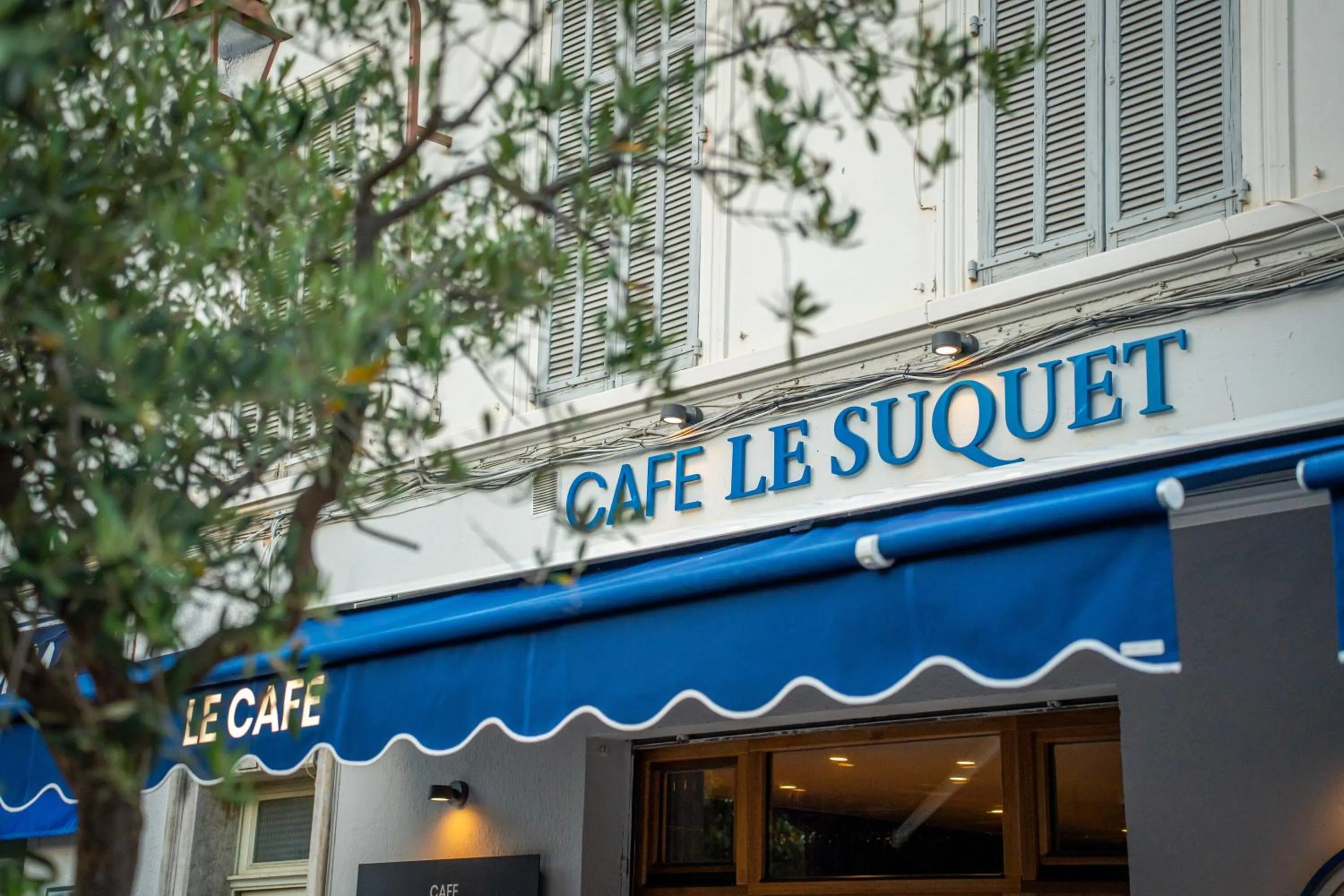 Restaurant/places to eat in Hotel Le Suquet Cannes