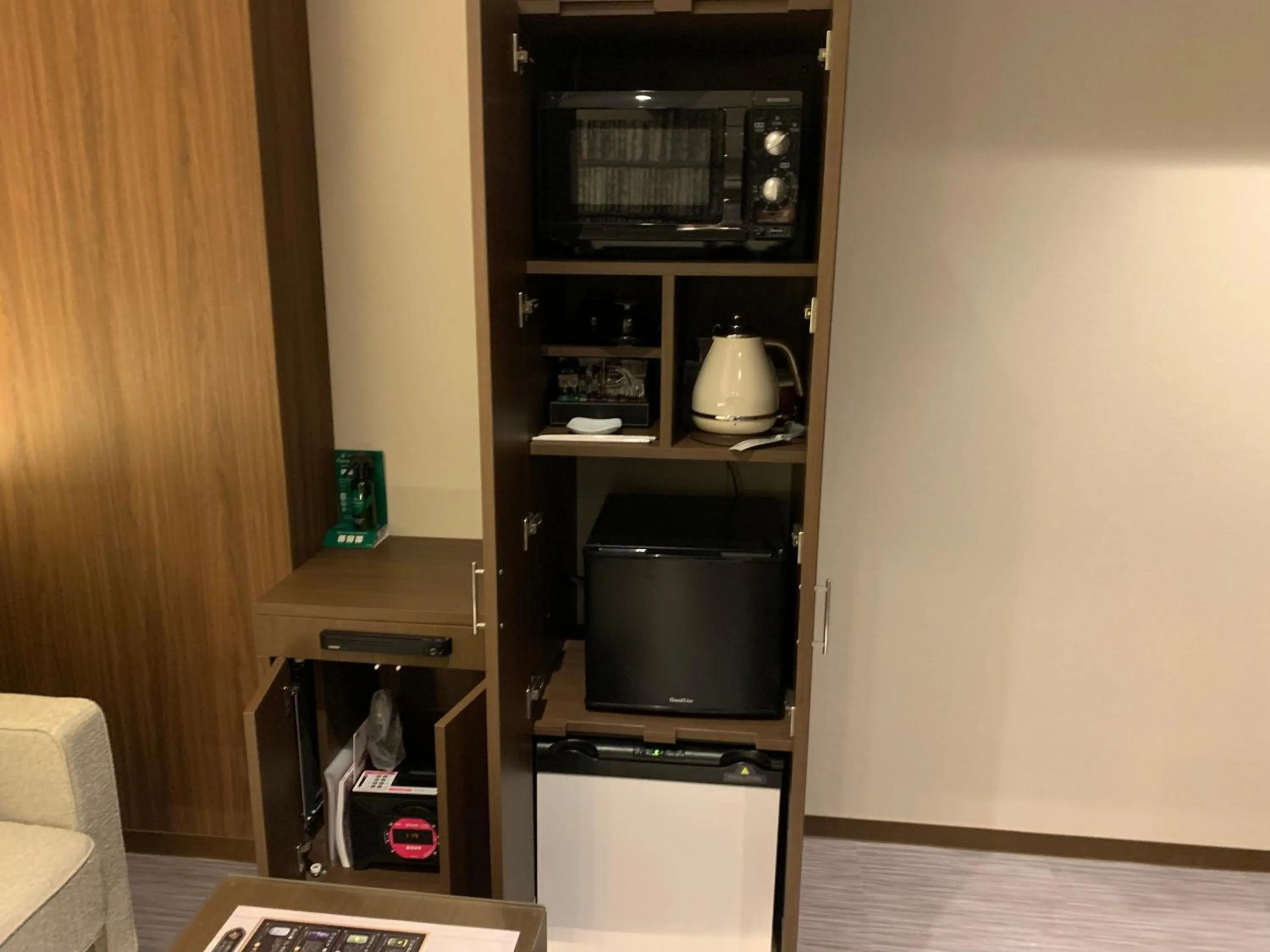 hotel brattostay ホテル ブラットステイ