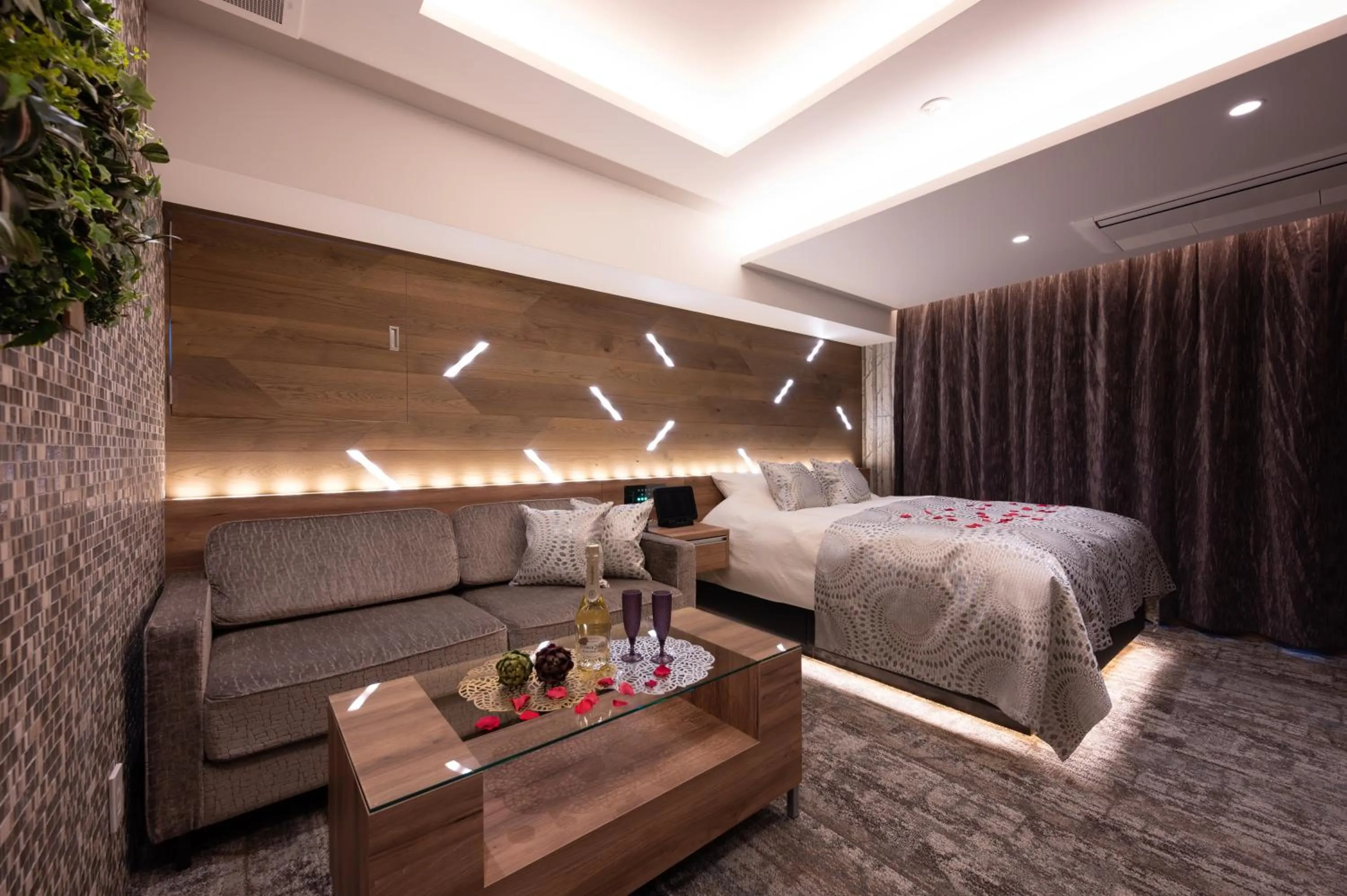 Bed in hotel brattostay ホテル ブラットステイ