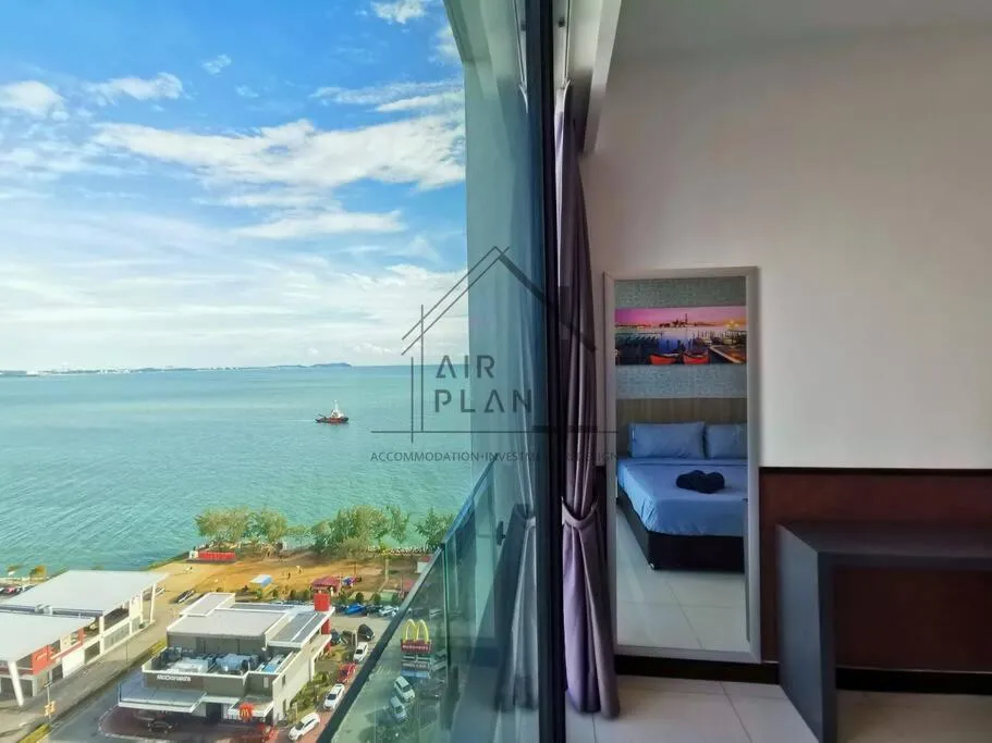 Sea view, Bed in PD D’Wharf Amazing Seaview Suite 9 (Up to 6 Pax)