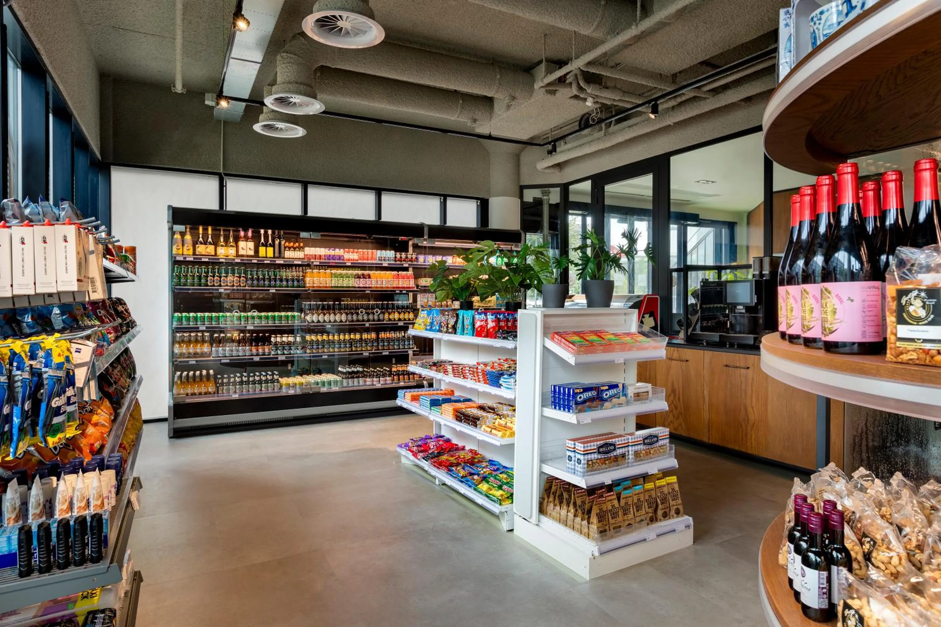 Supermarket/grocery shop in Corendon Amsterdam Schiphol Airport, a Tribute Portfolio Hotel