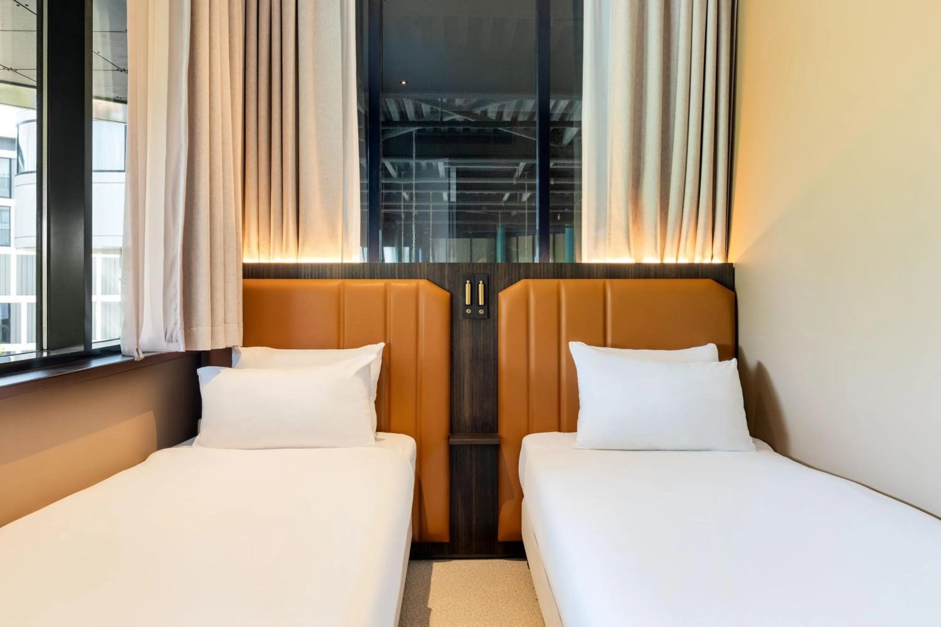 Photo of the whole room, Bed in Corendon Amsterdam Schiphol Airport, a Tribute Portfolio Hotel