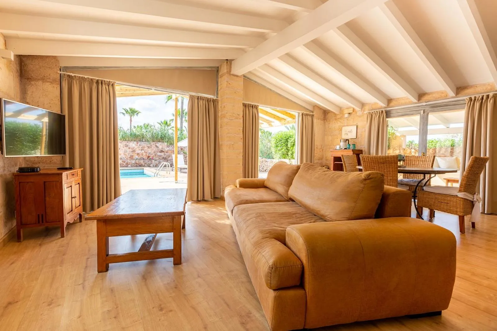 Communal lounge/ TV room in Finca Amapola - Agrotourismus