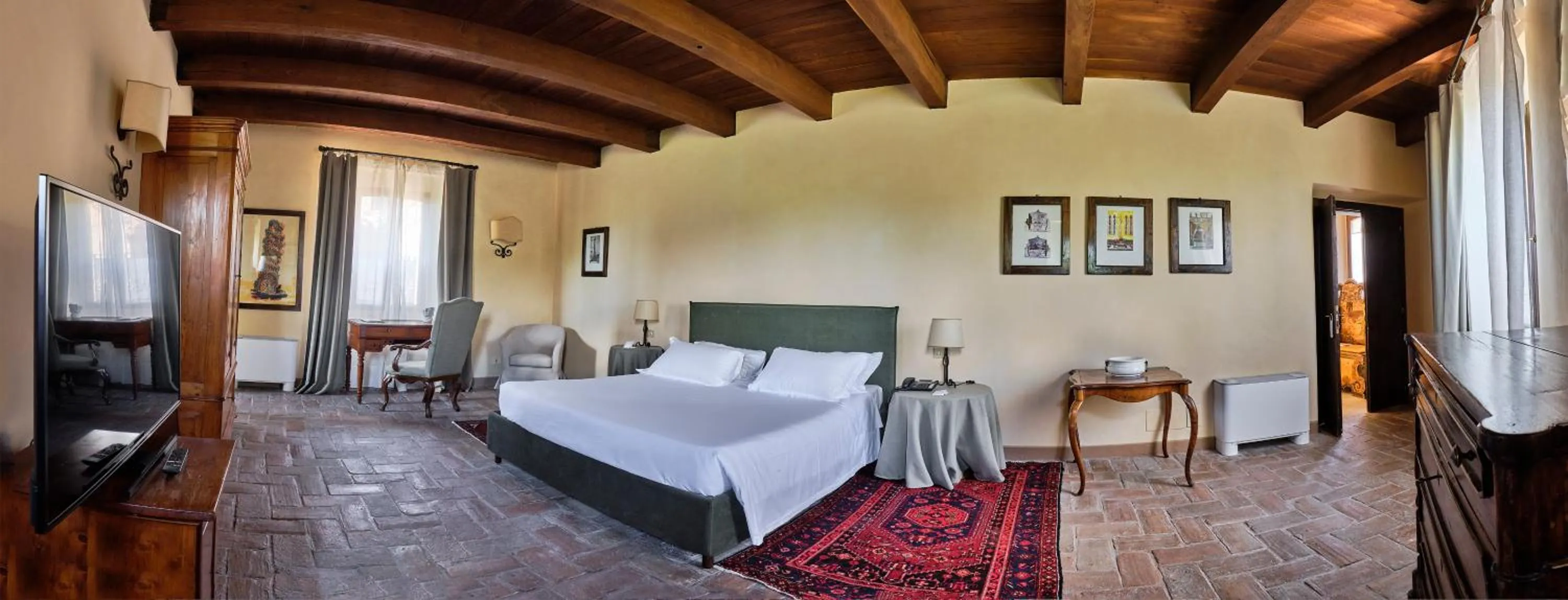 Bed in Palazzo Viviani - Castello di Montegridolfo