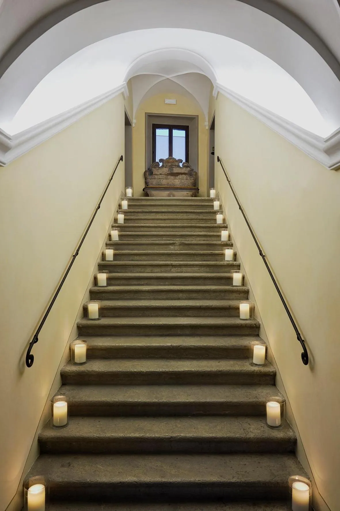 Patio in Palazzo Viviani - Castello di Montegridolfo