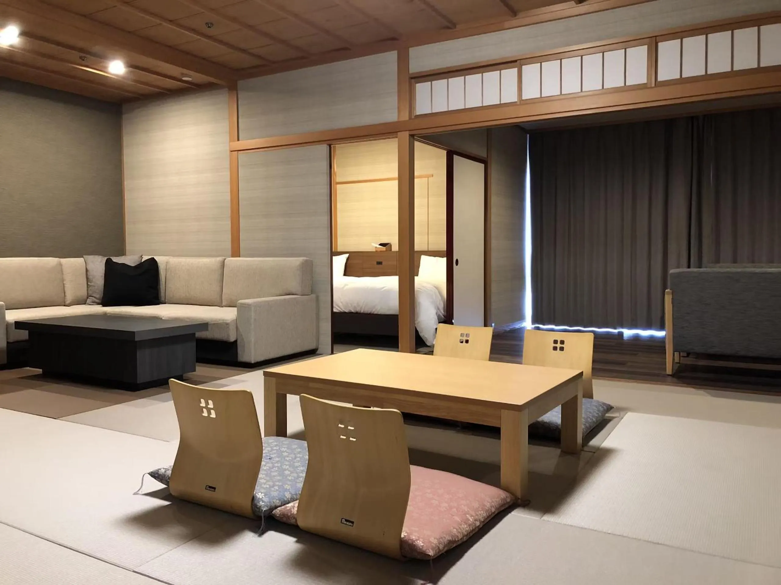 Photo of the whole room in Manten no Tsujinoya