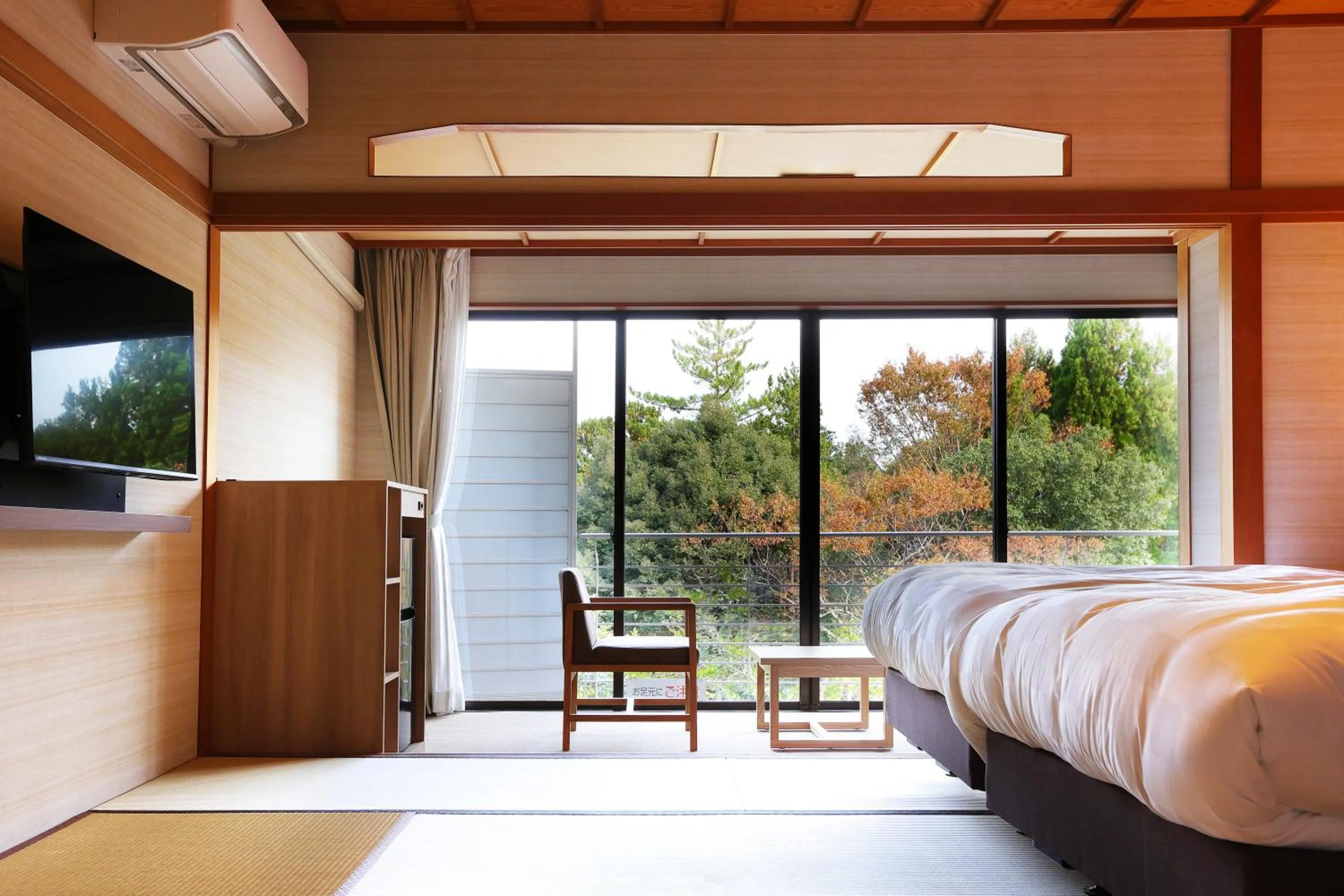 Photo of the whole room, Bed in Manten no Tsujinoya