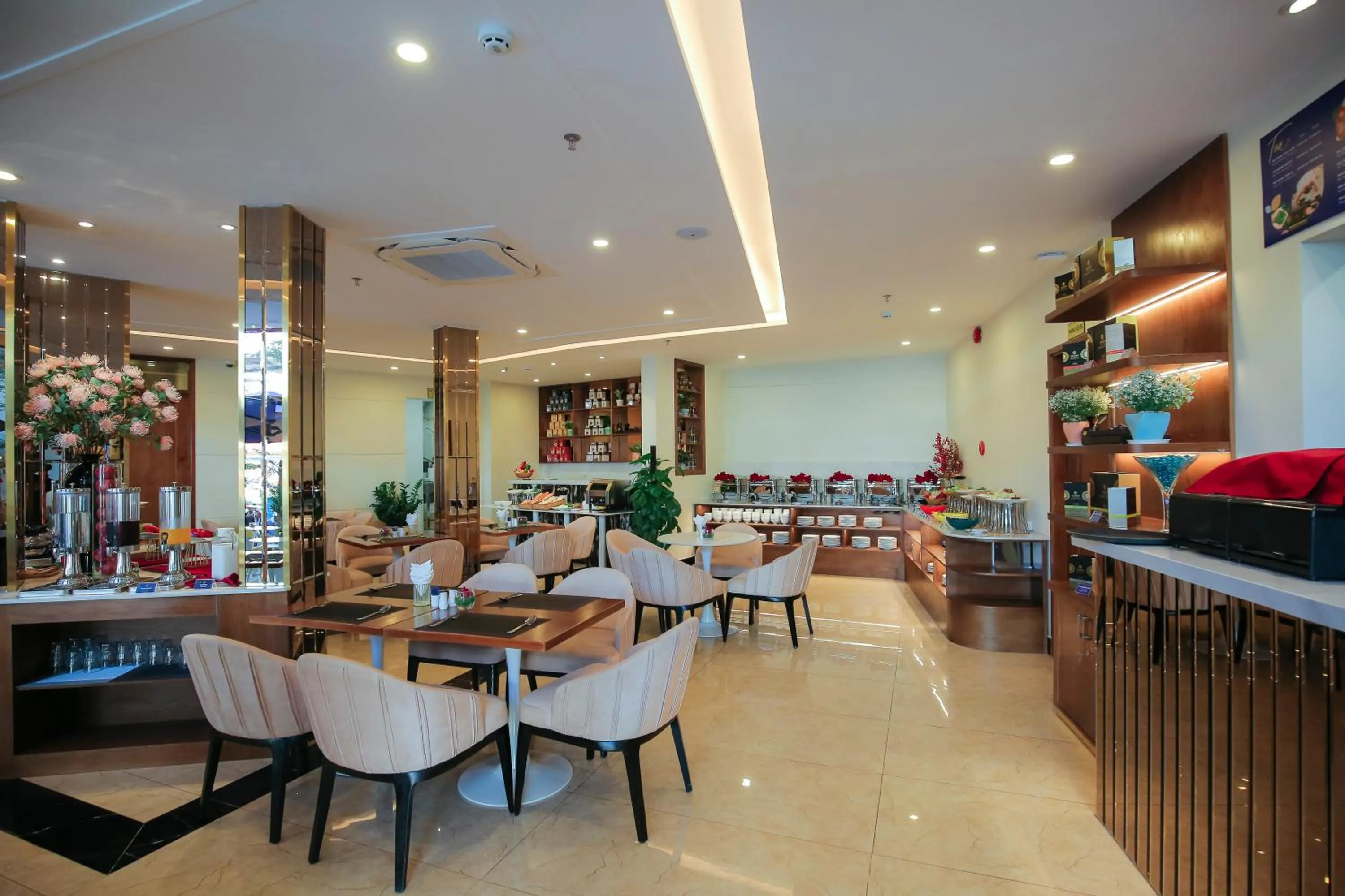 Restaurant/places to eat in SANDALS FLORA HOTEL