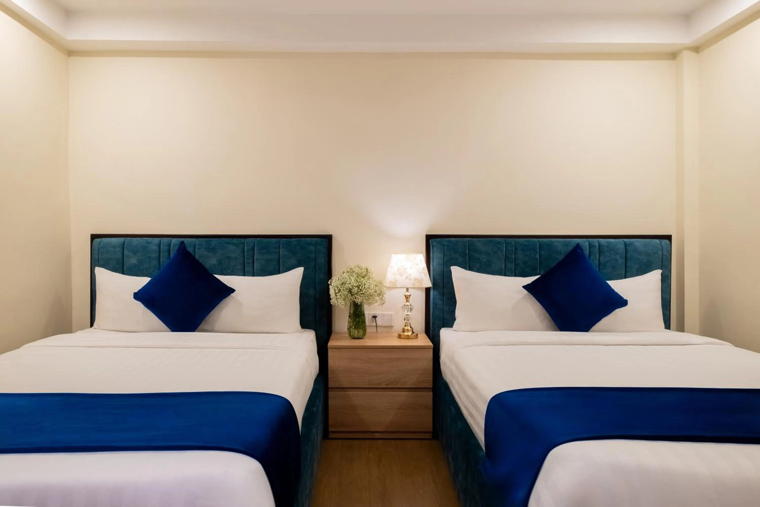 Bedroom, Bed in SANDALS FLORA HOTEL