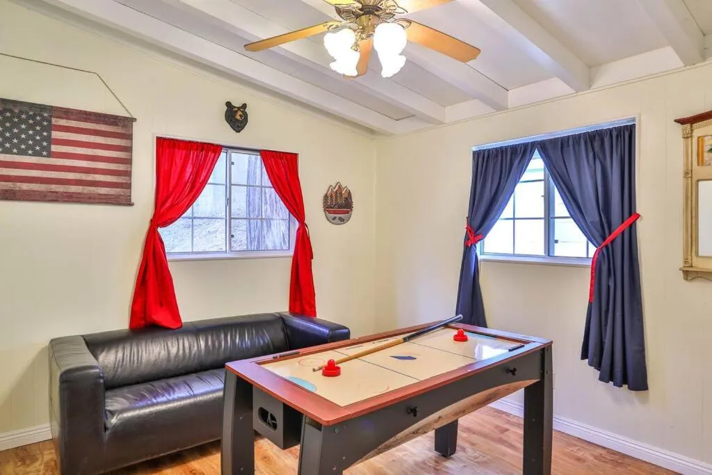 Lake house Cabin - Lake Arrowhead