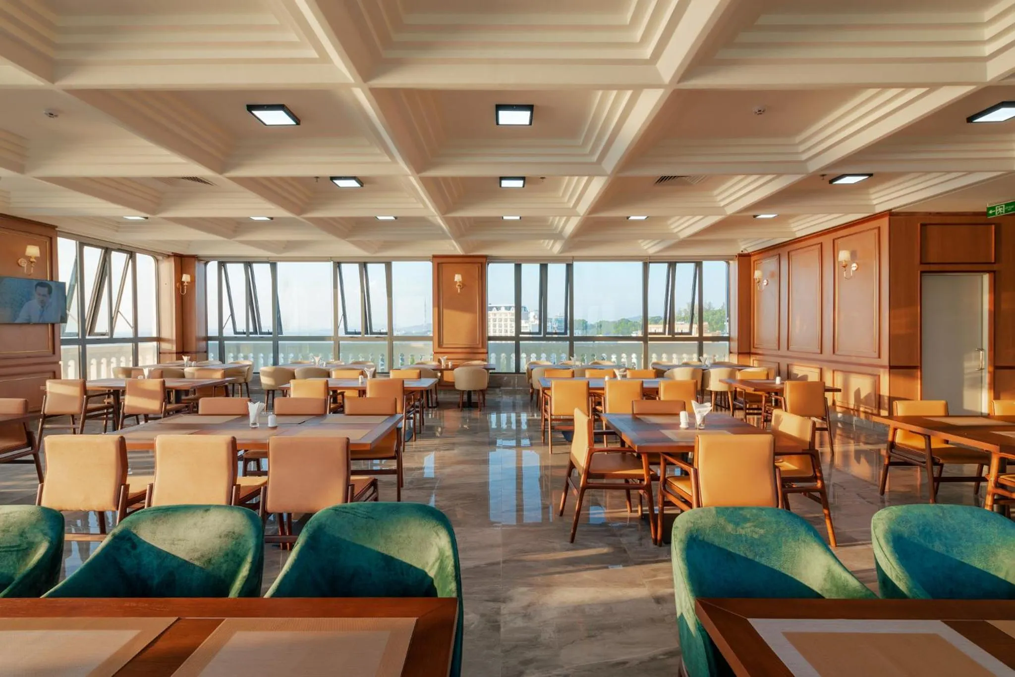 Restaurant/places to eat in The Tahiti Beach Hotel