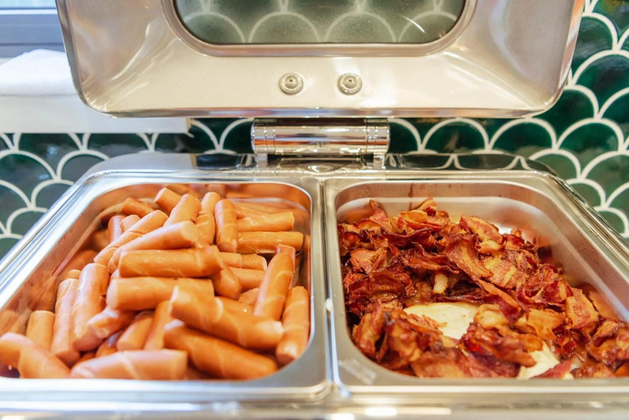Breakfast in The Tahiti Beach Hotel