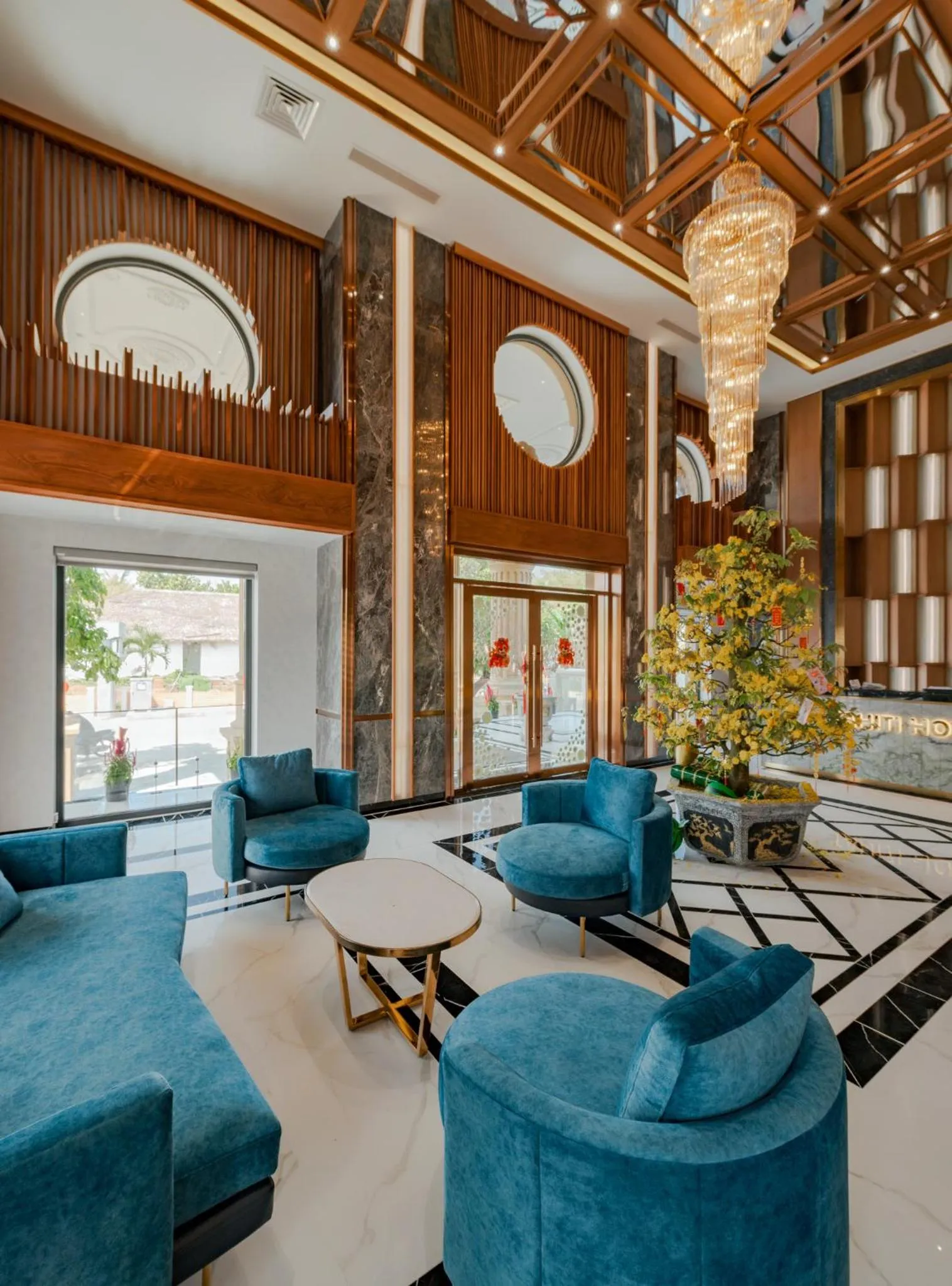 Lobby or reception in The Tahiti Beach Hotel