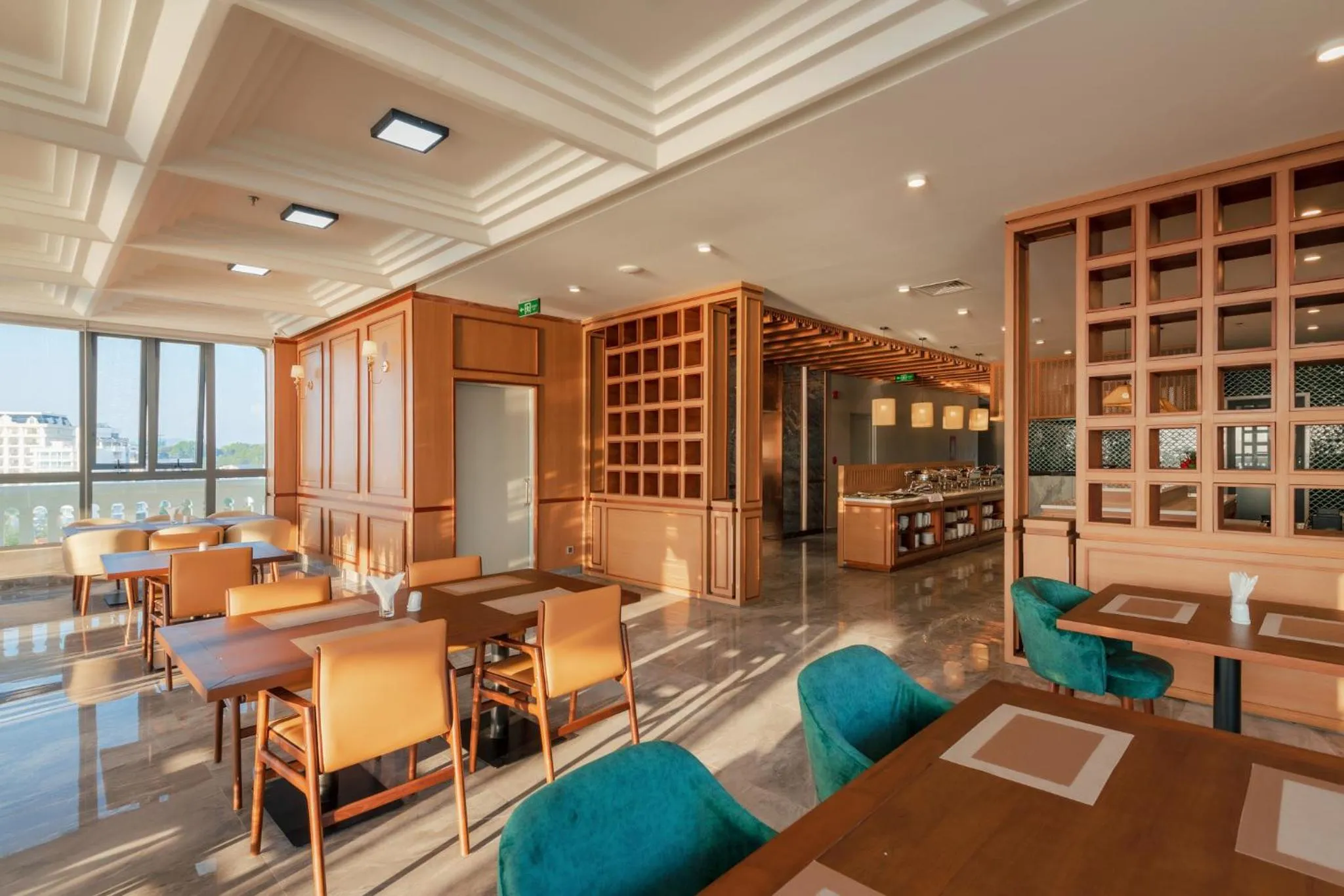 Restaurant/places to eat in The Tahiti Beach Hotel