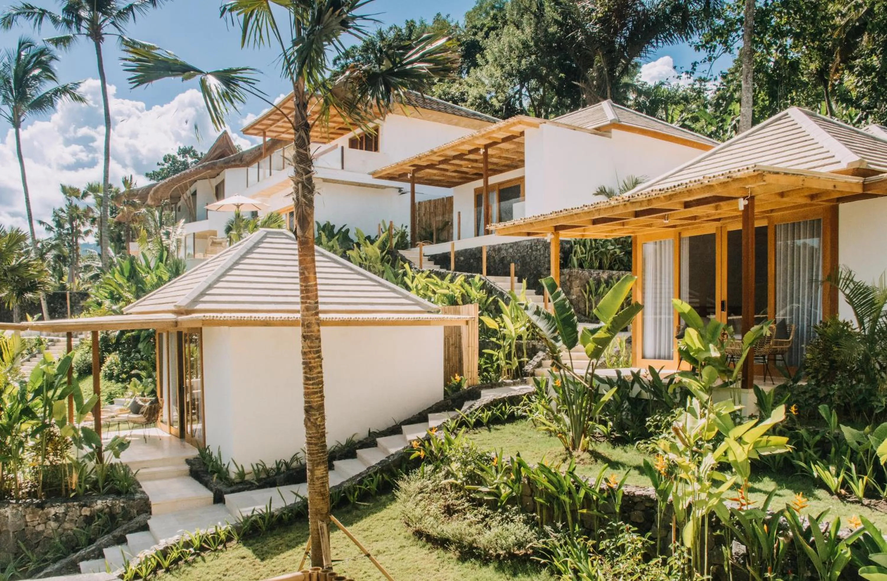 Property building in Neano Escape