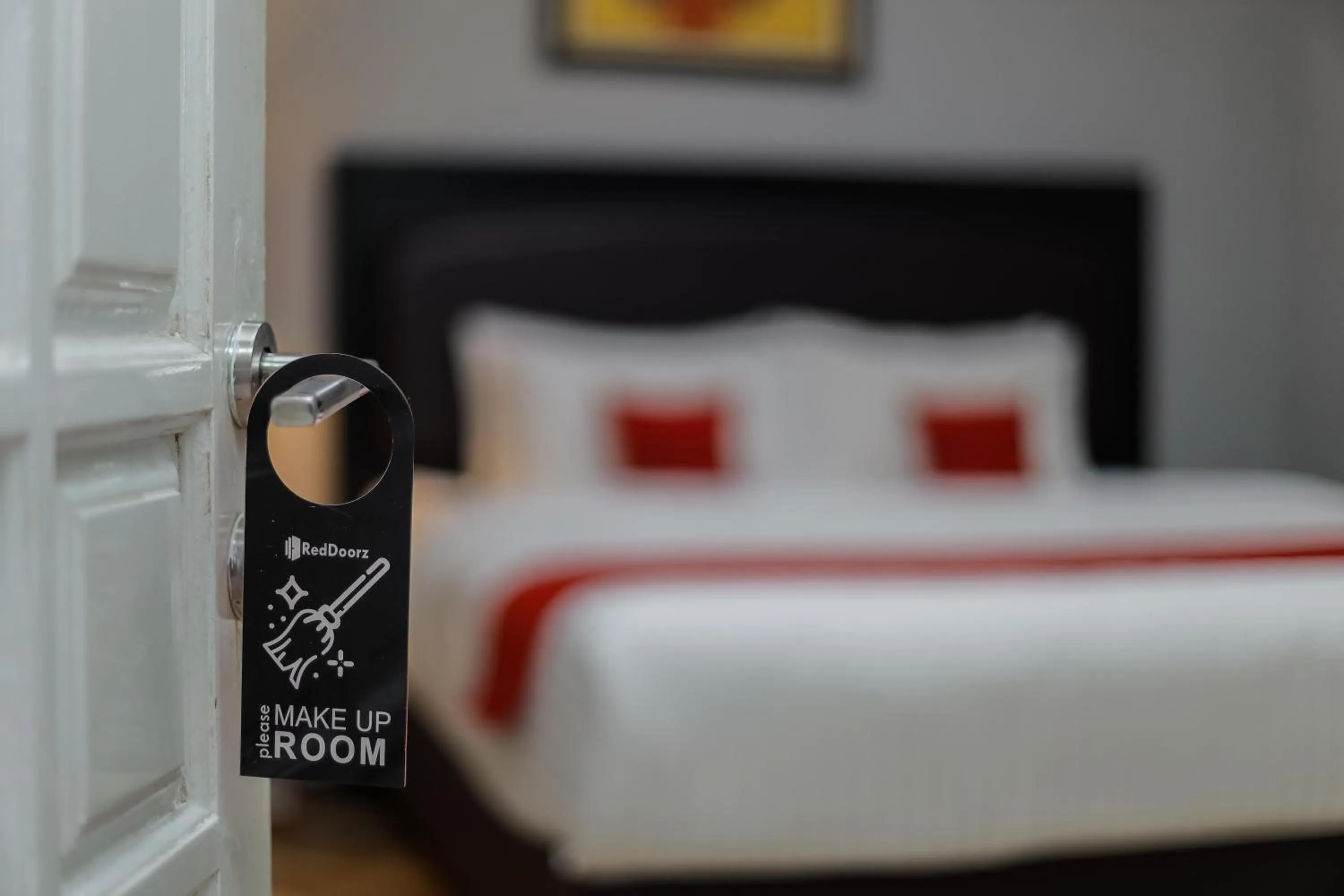 Bedroom, Bed in RedDoorz Plus At Swun Stay Raya Langsep