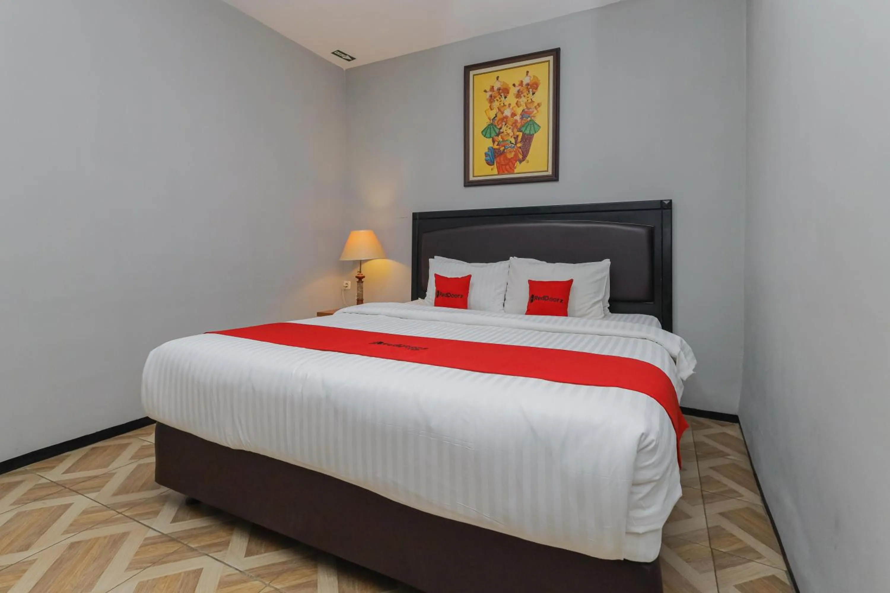 Bedroom, Bed in RedDoorz Plus At Swun Stay Raya Langsep