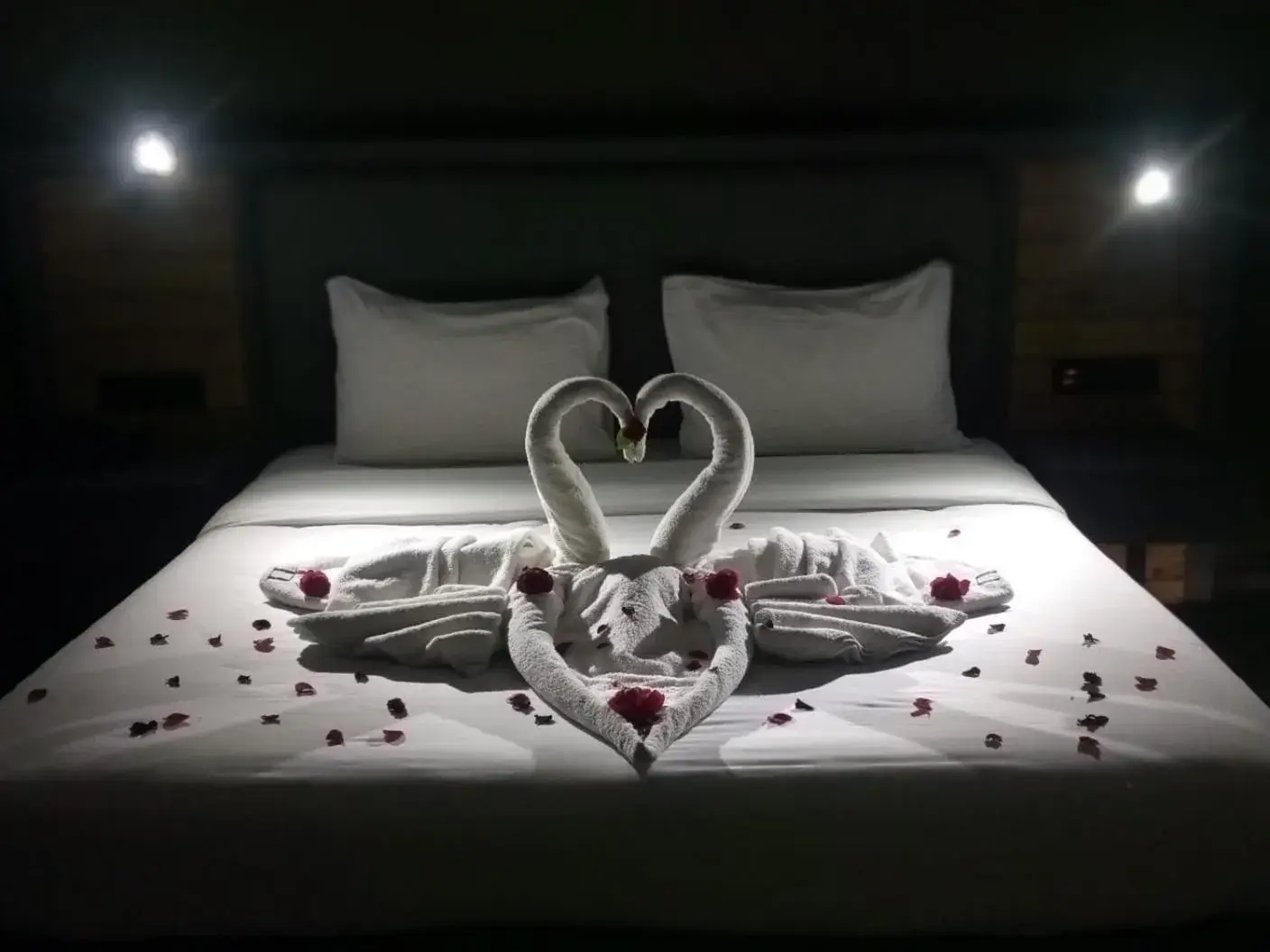 Deluxe King Room - single occupancy in Aitch Boutique Hotel - an LIH Hotel Deluxe King Room - single occupancy in Aitch Boutique Hotel - an LIH Hotel