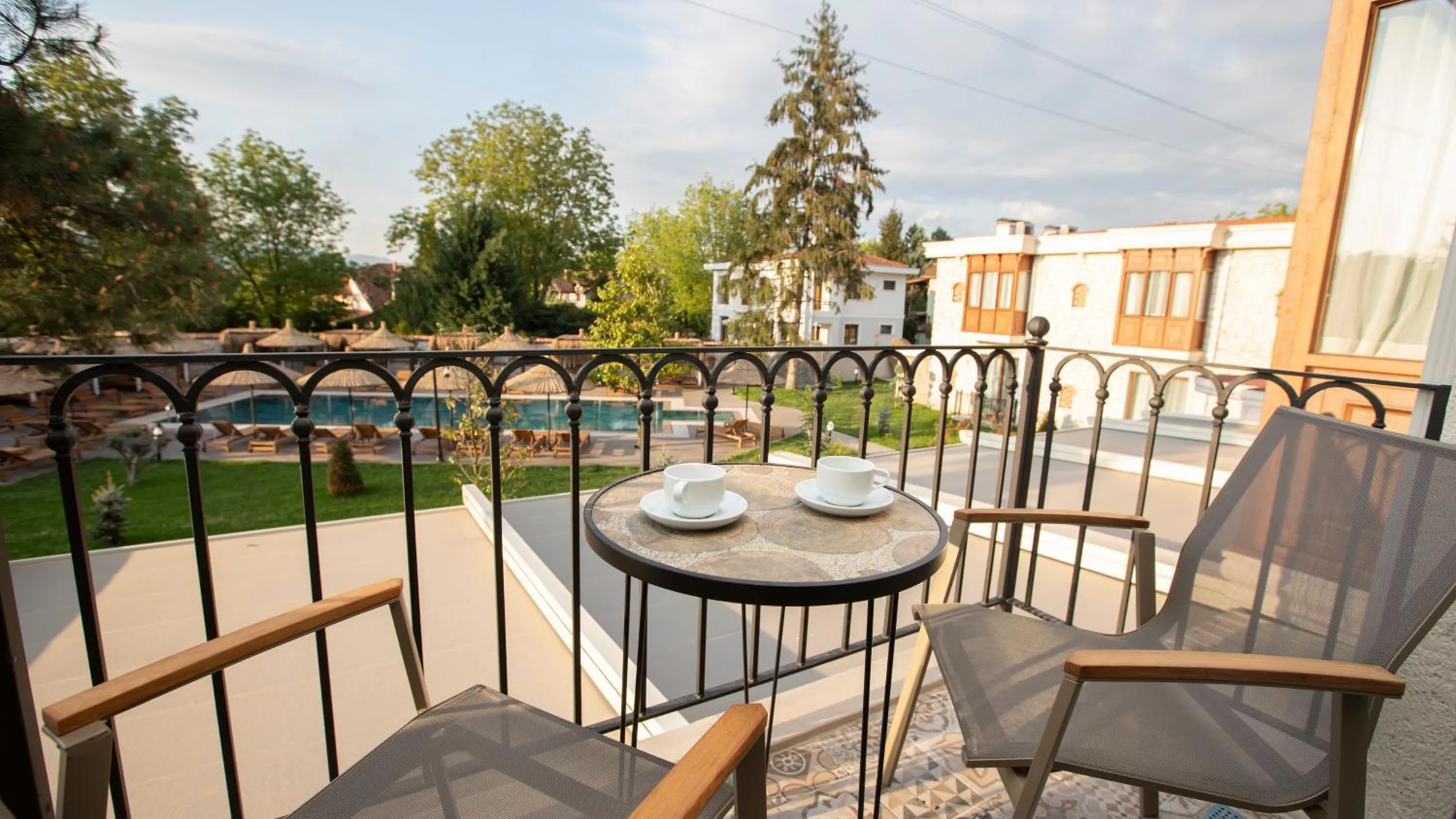 Balcony/Terrace in Balturk Garden Sapanca Hotel