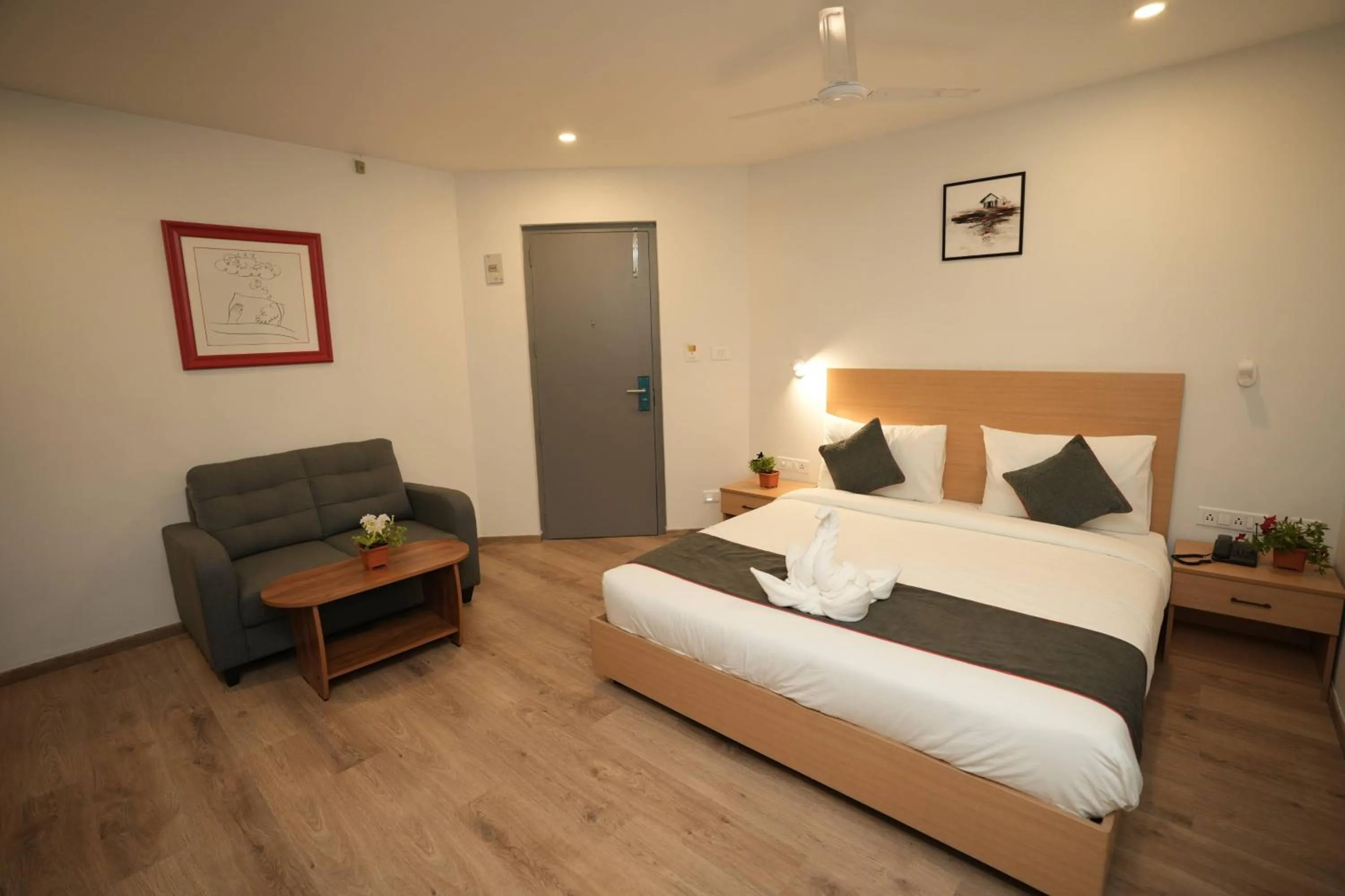 Bedroom, Bed in GRAND GANPAT