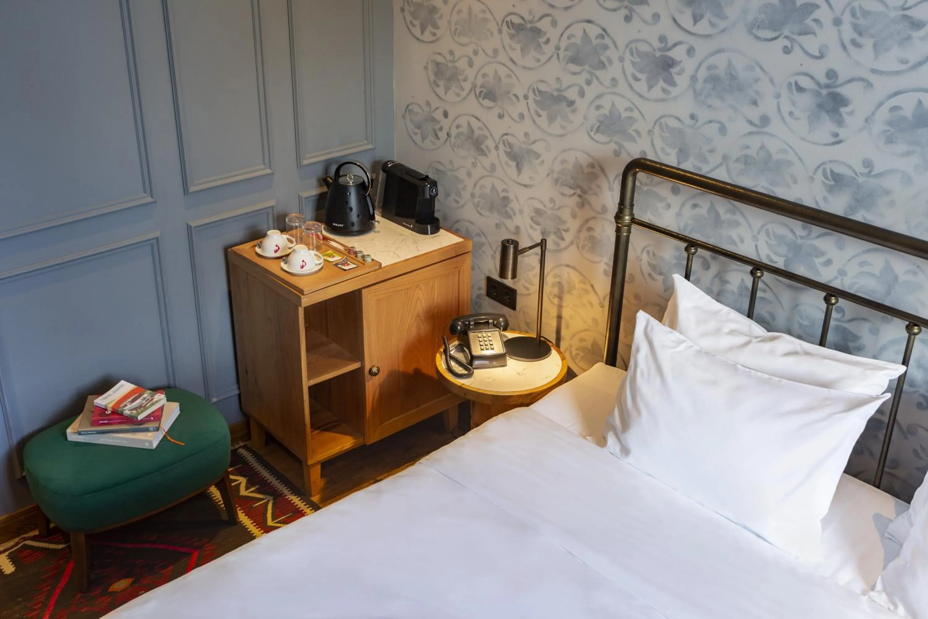 Bed in The Blue Fox Hotel