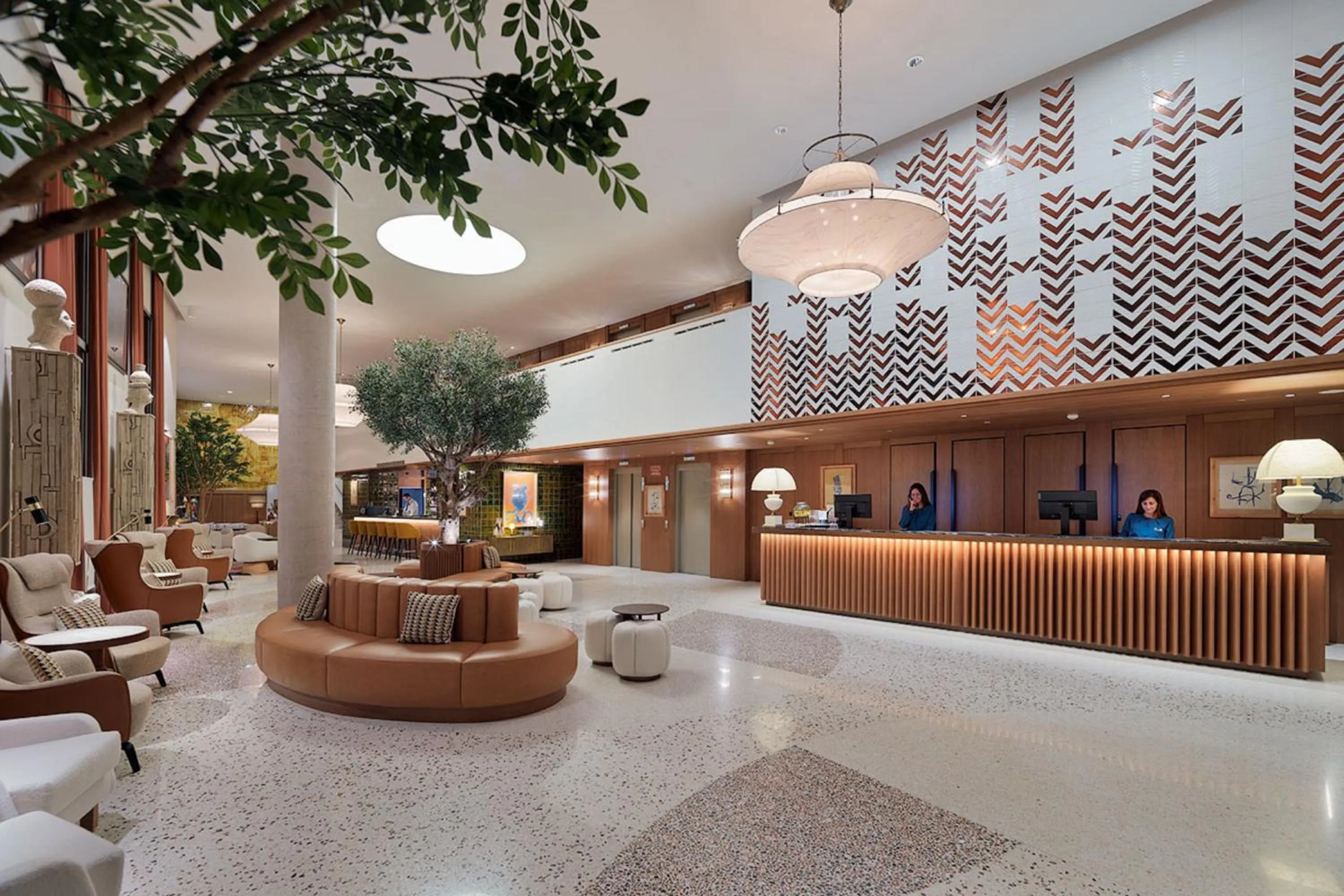 Lobby or reception in H10 Croma Málaga