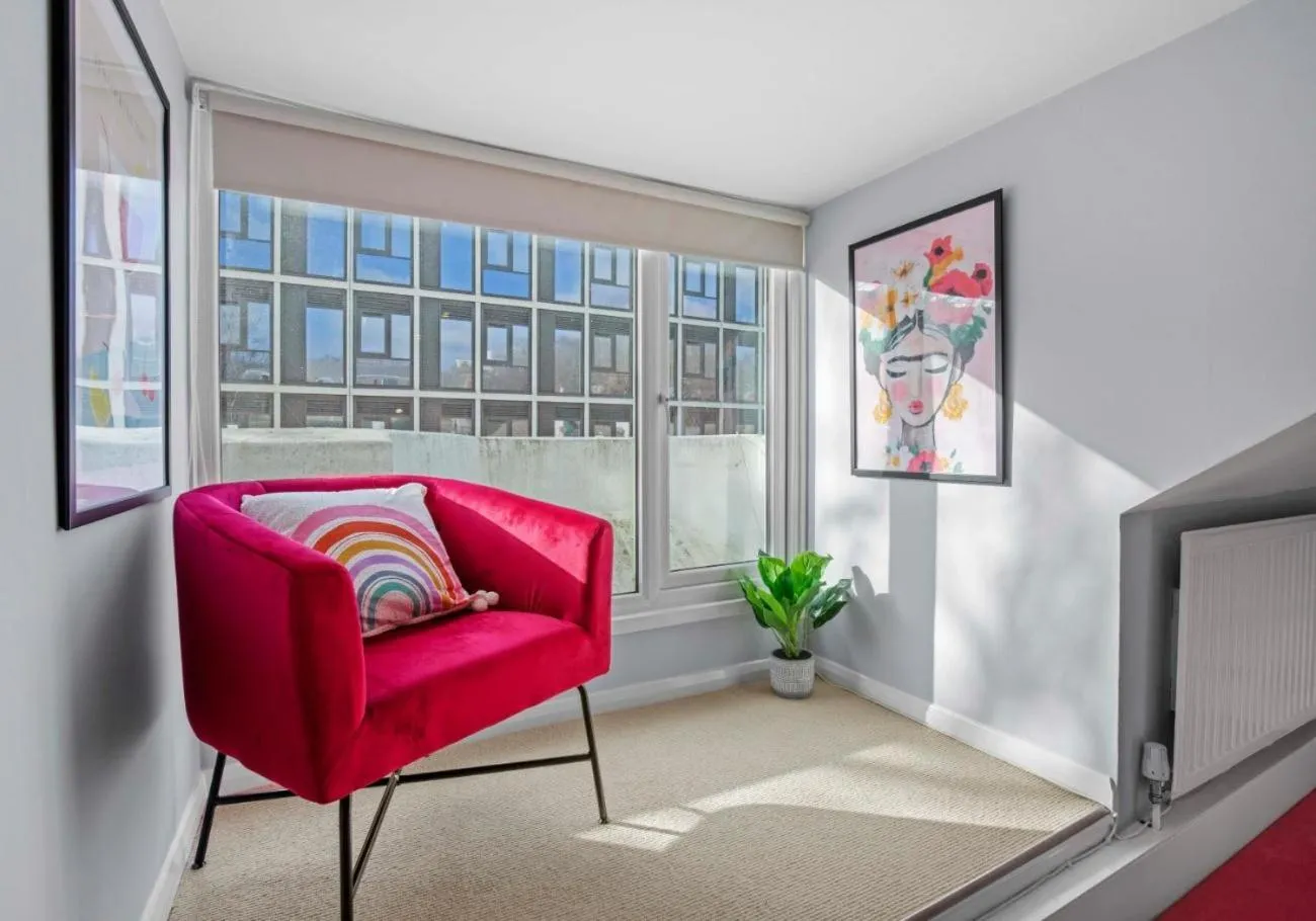 Other in The Townhouse By My Getaways Free Parking