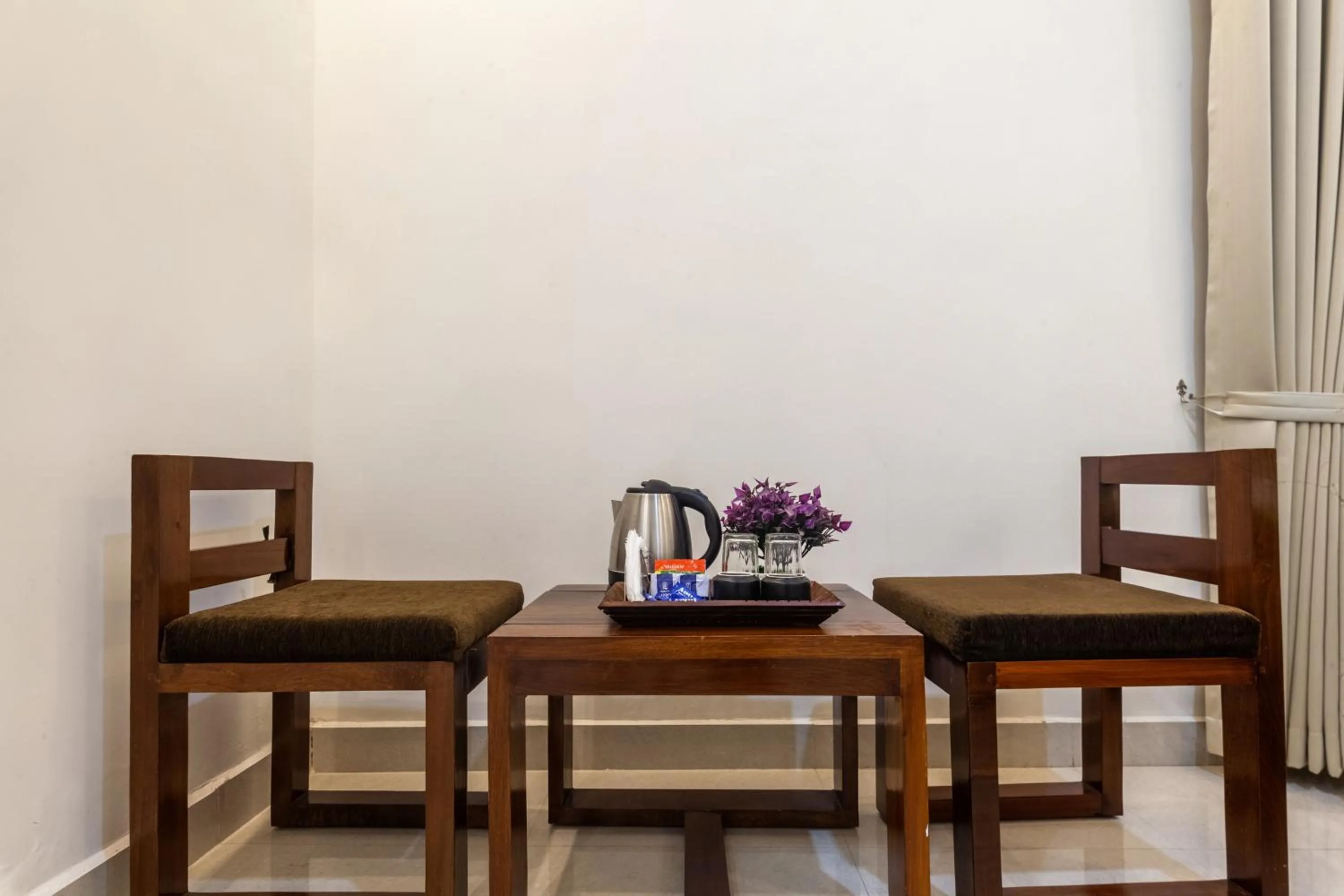 Bedroom in Treebo Sans Sarav Kushalnagar