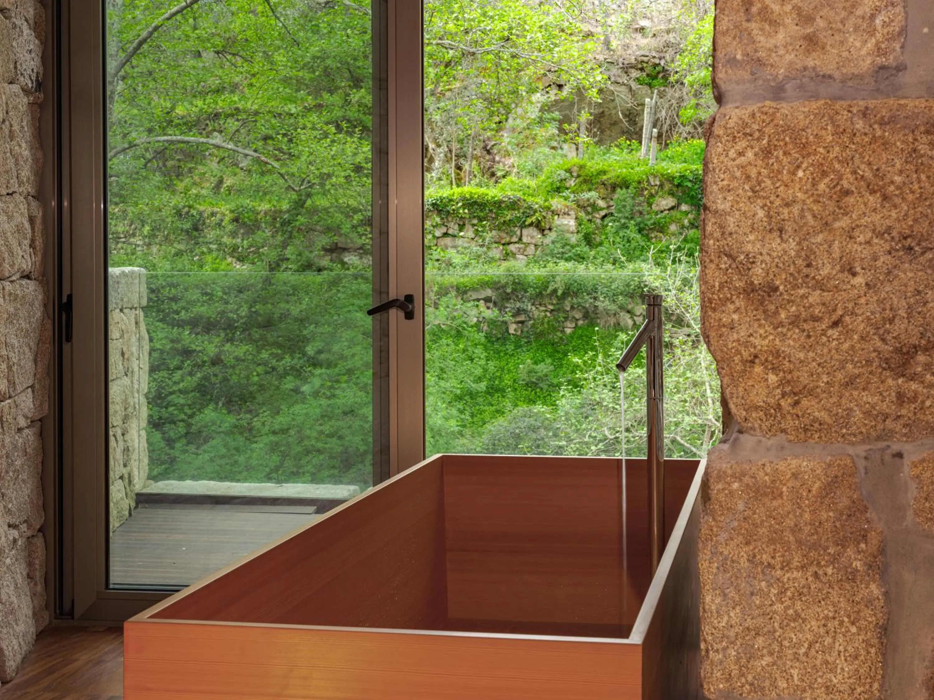 Decorative detail in Lavandeira Douro Nature & Wellness