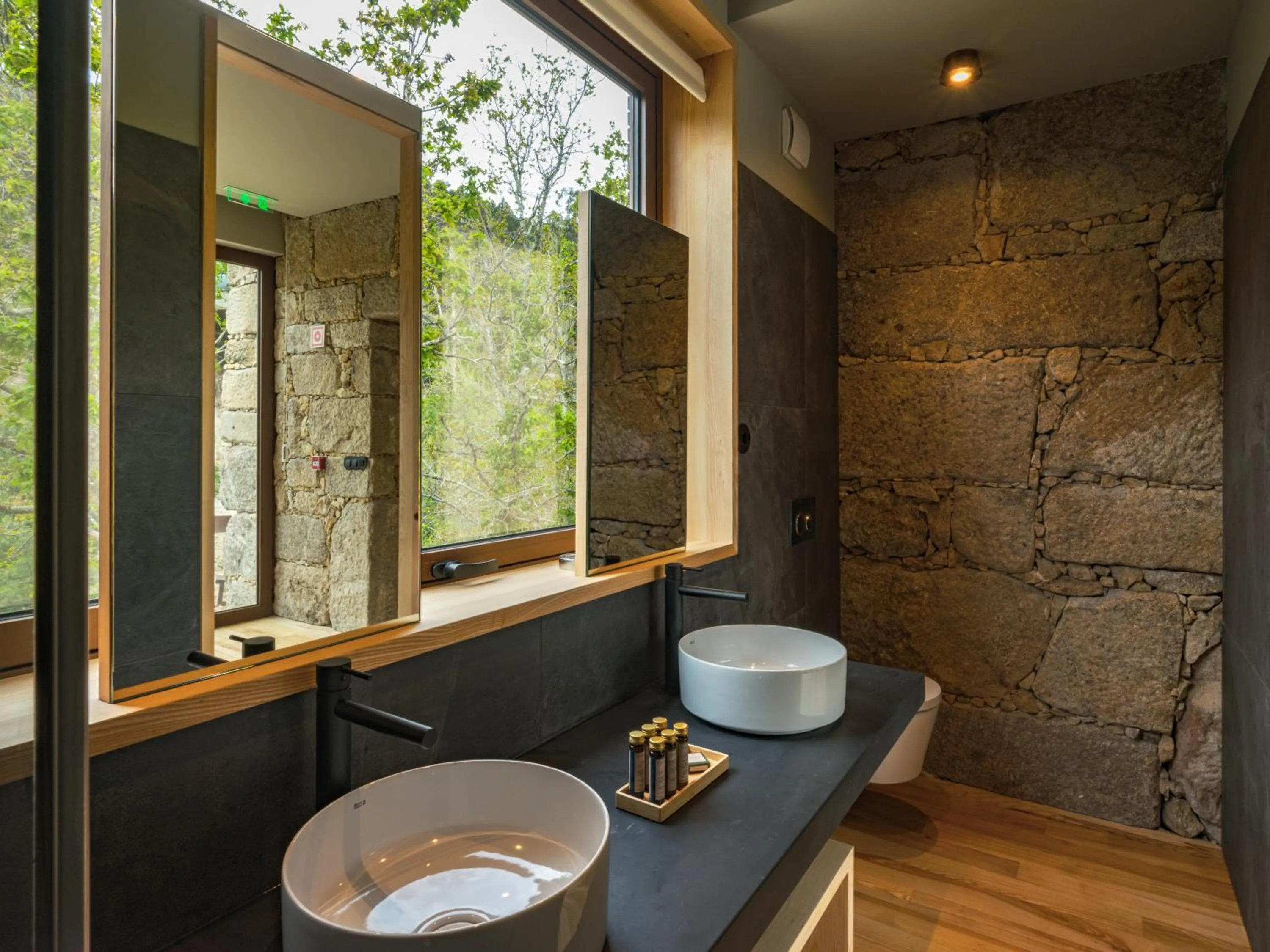 Bathroom in Lavandeira Douro Nature & Wellness