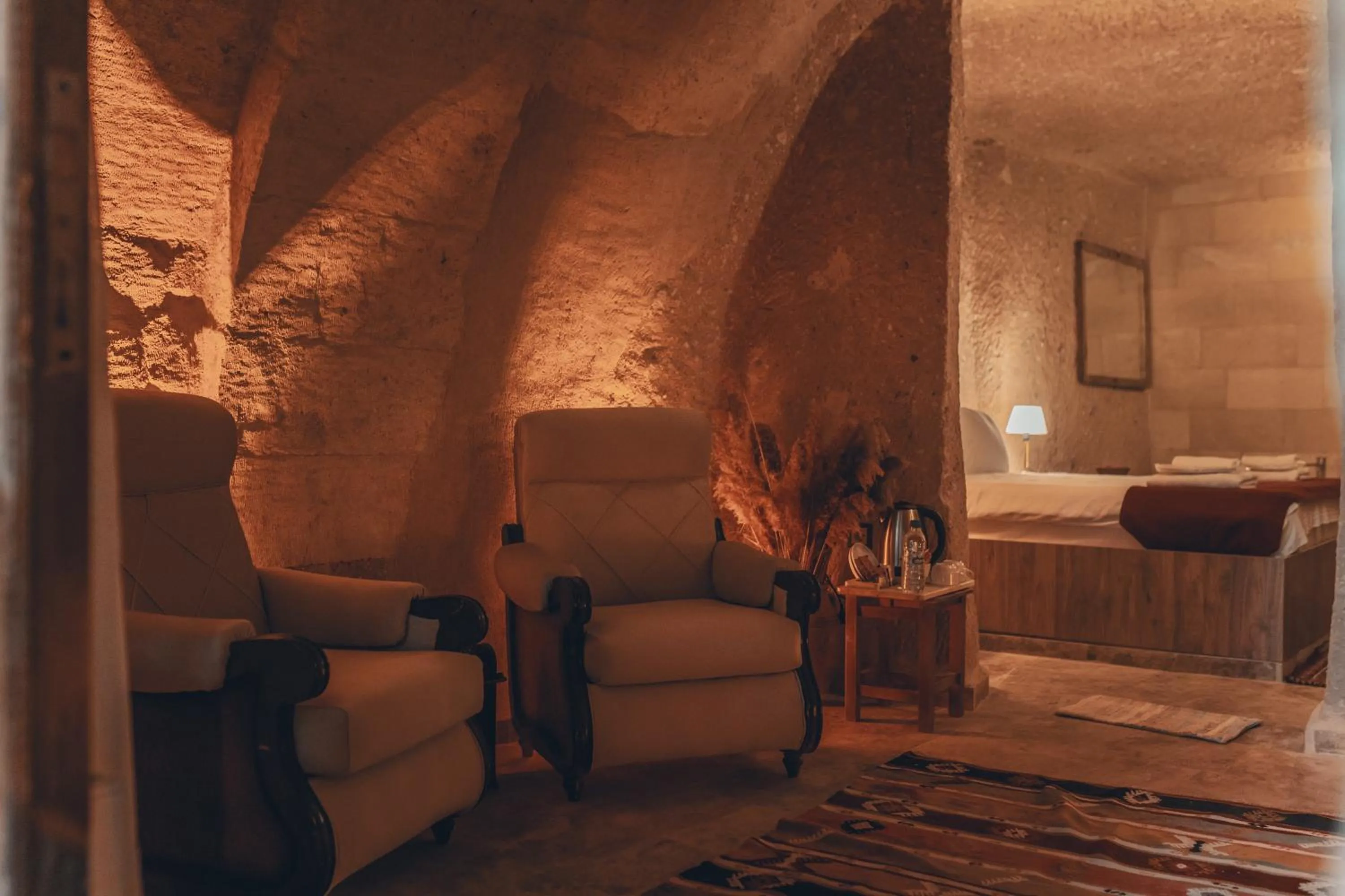 Deluxe Double Room with Bath in Zula Cave House