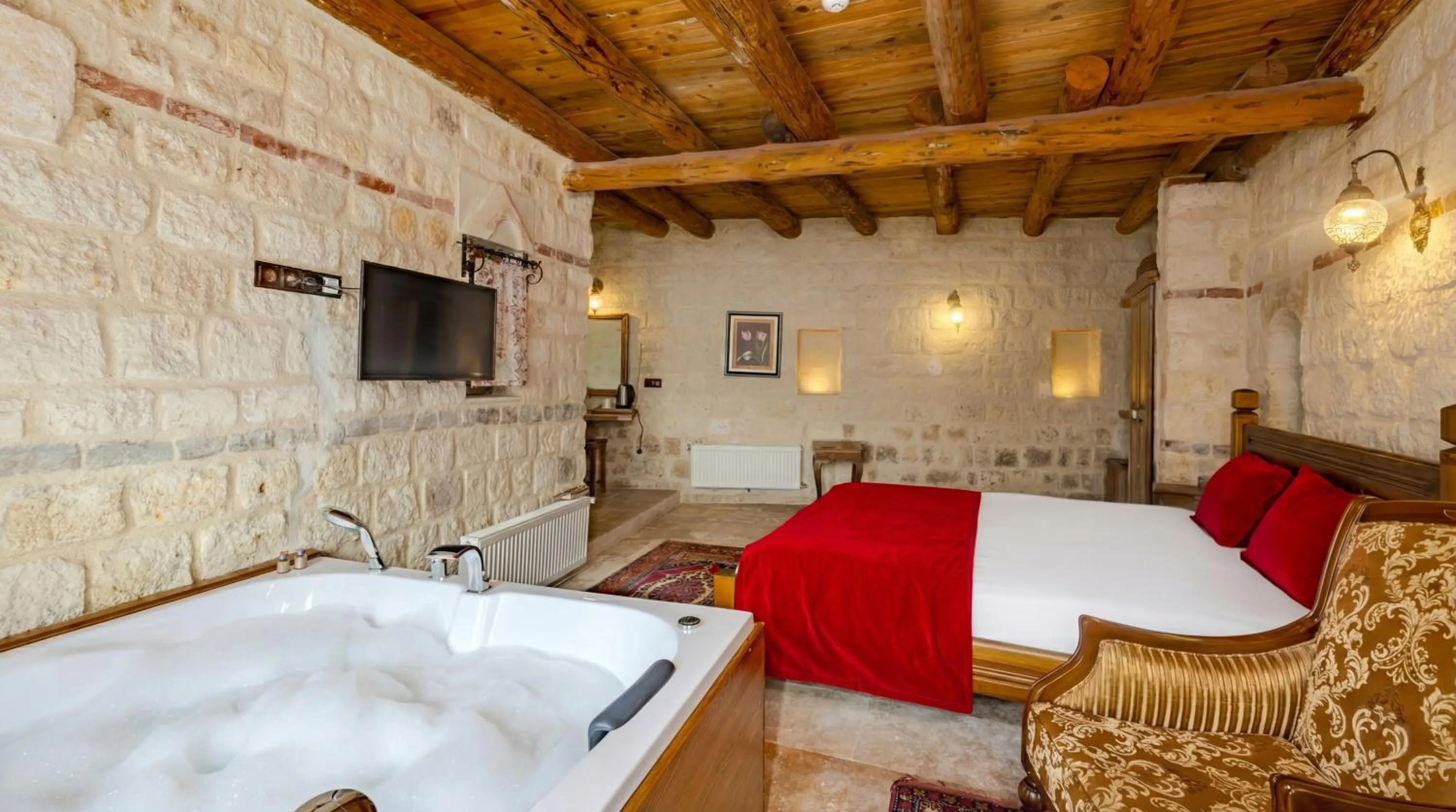 Bedroom, Bed in Zula Cave House