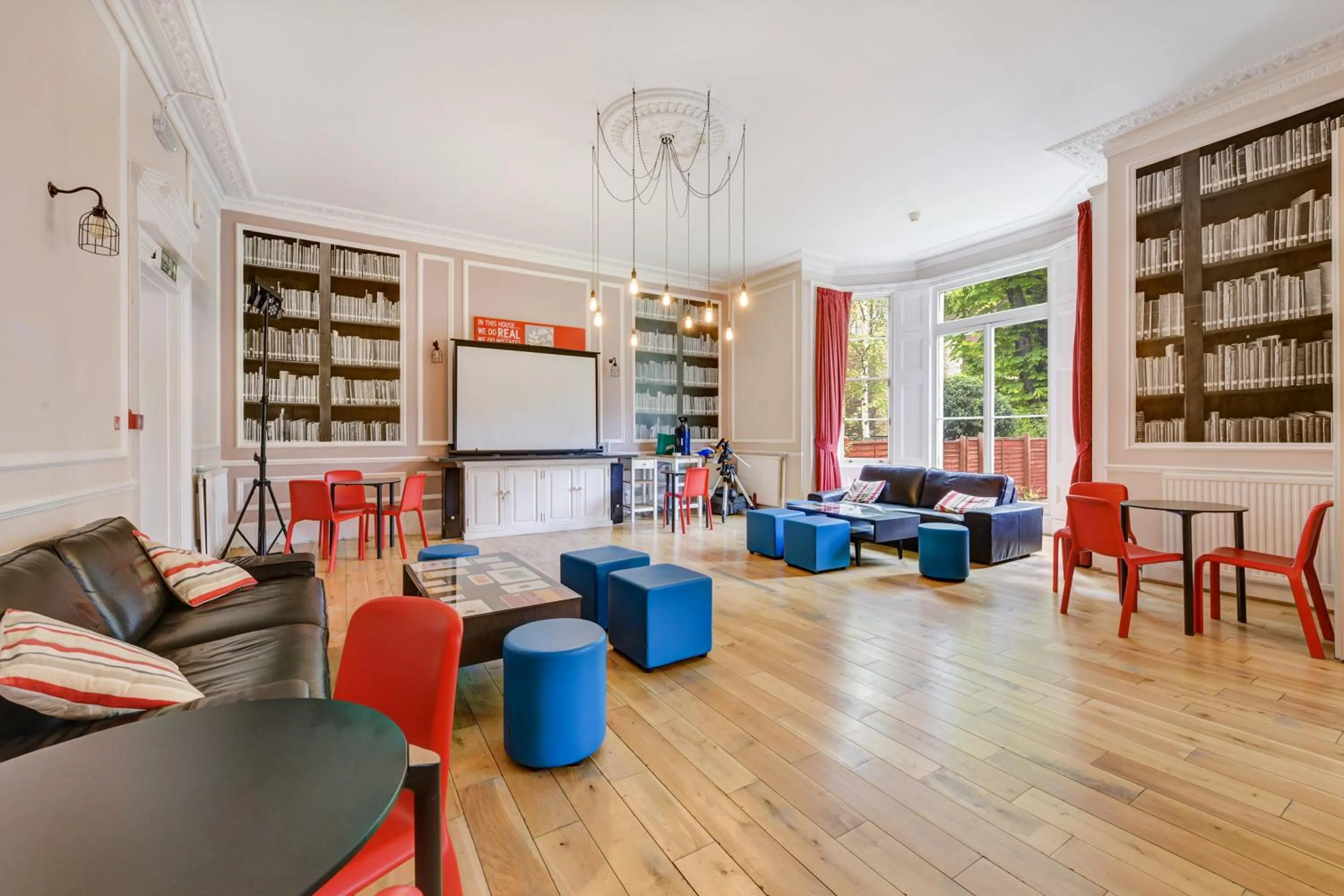 Living room in Lee Abbey London