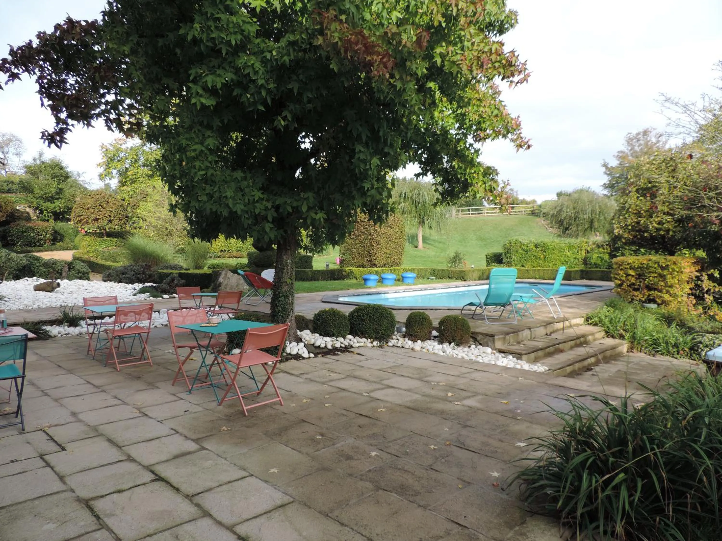 Swimming pool in Au bout de mes rêves
