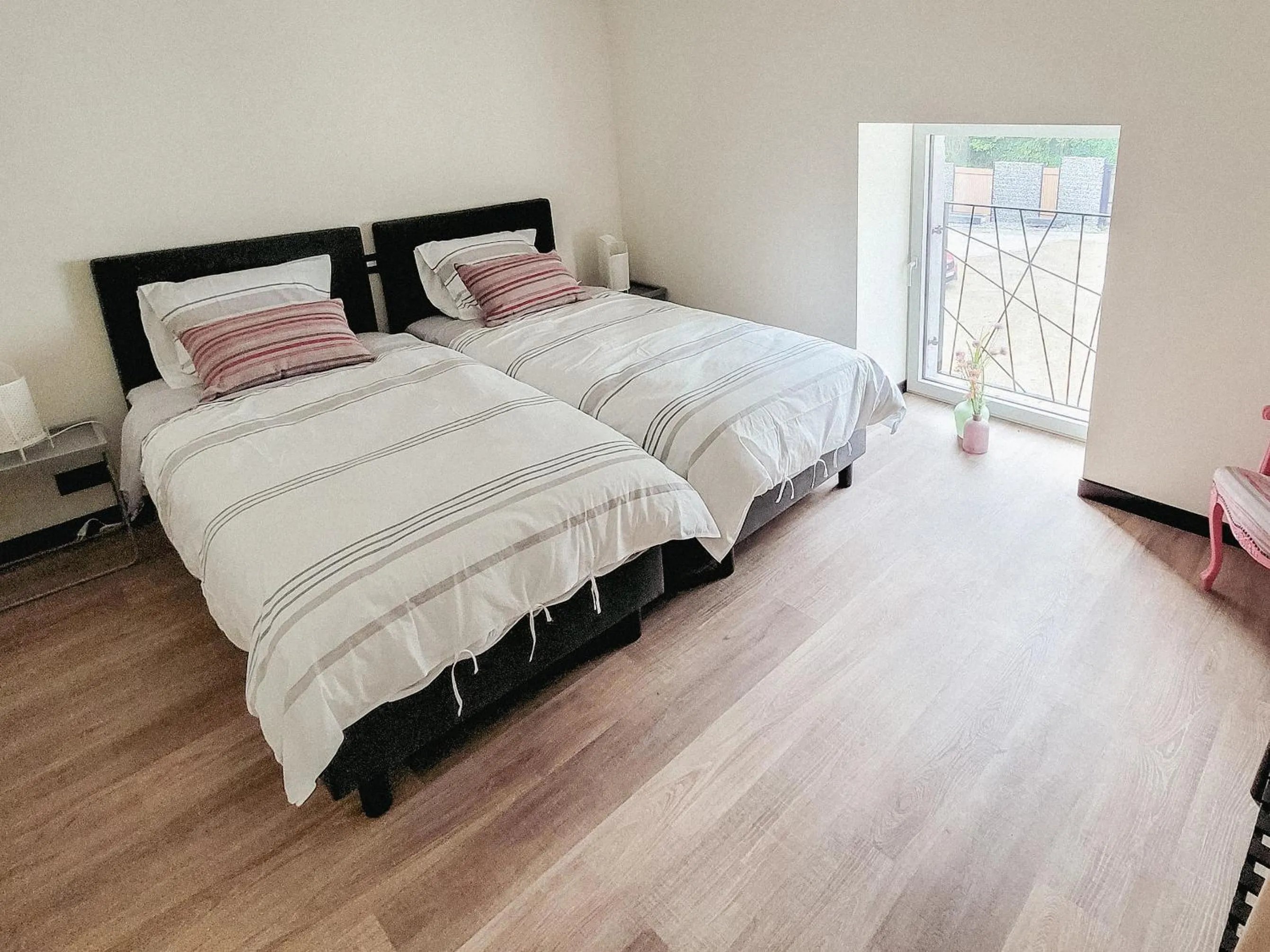 Bedroom, Bed in Au bout de mes rêves