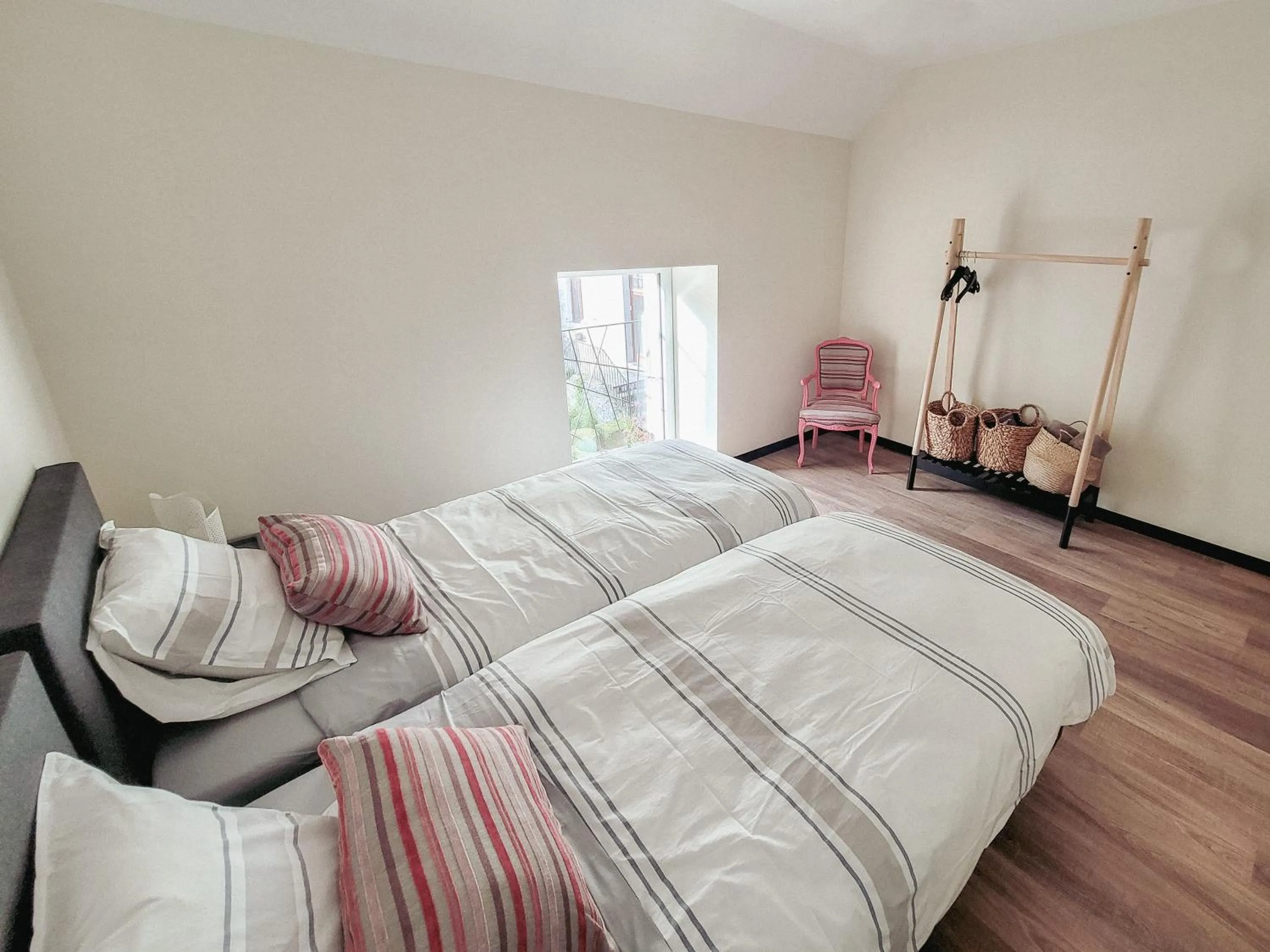 Bedroom, Bed in Au bout de mes rêves