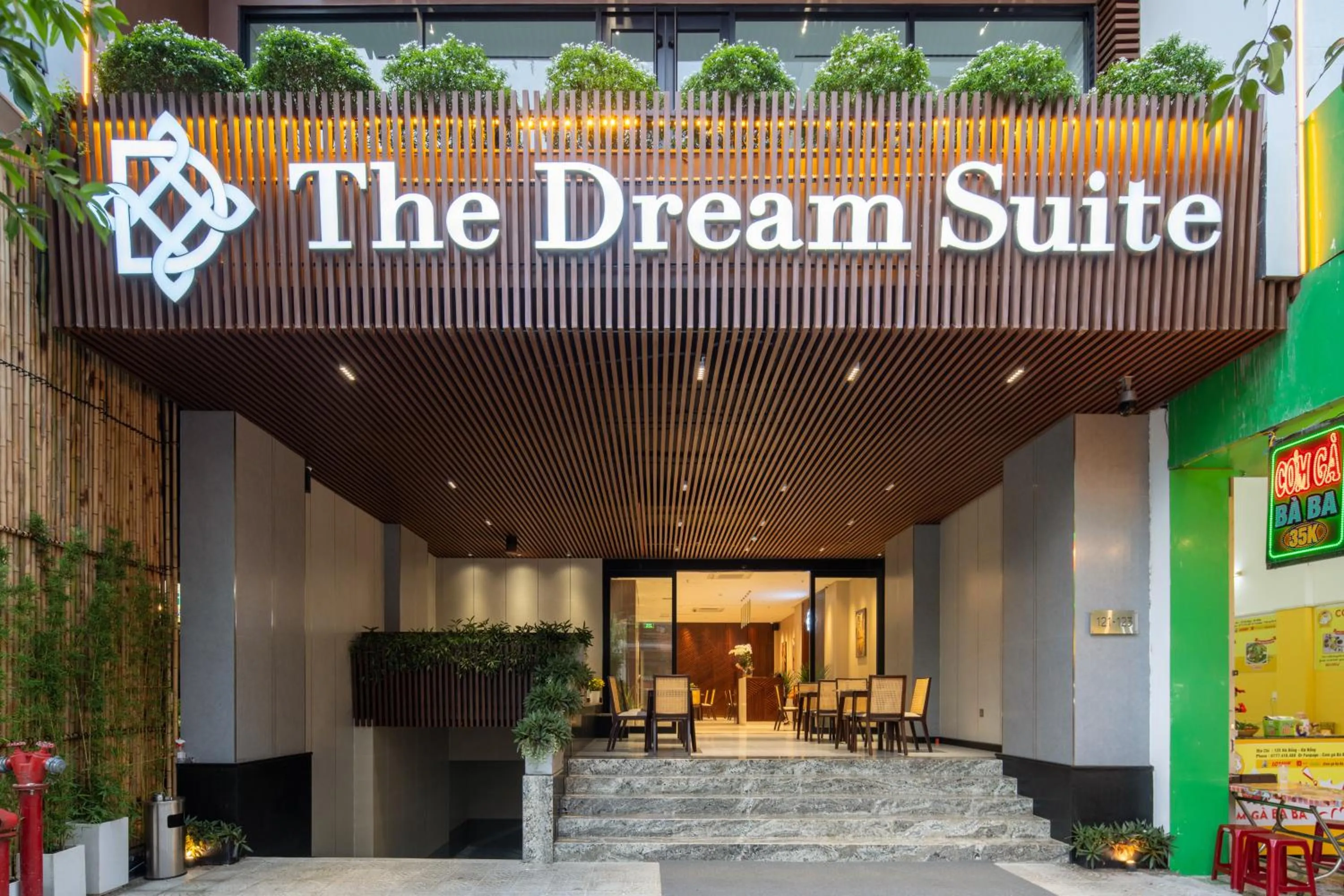 Facade/entrance in The Dream Suite