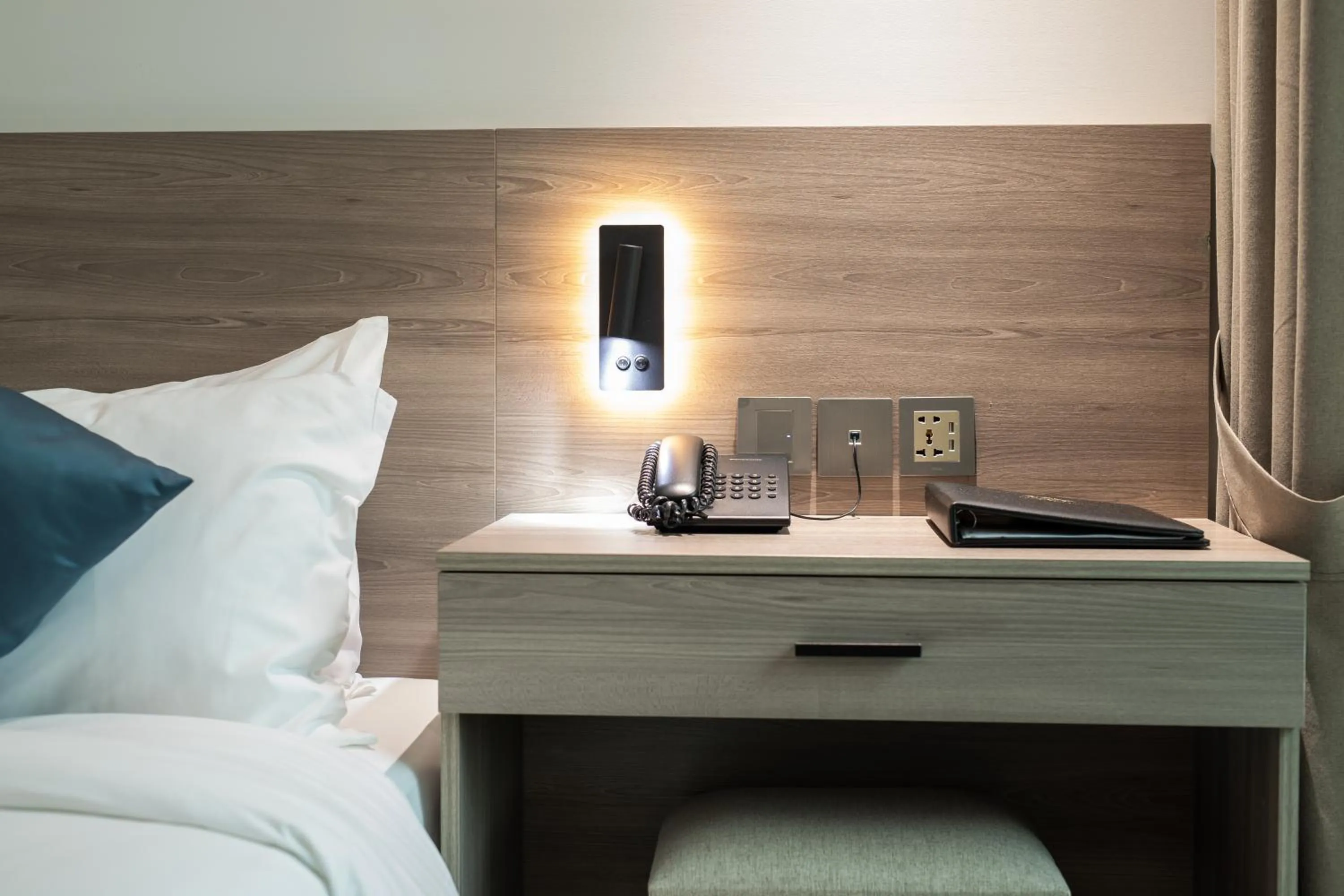 Decorative detail, Bed in The Dream Suite