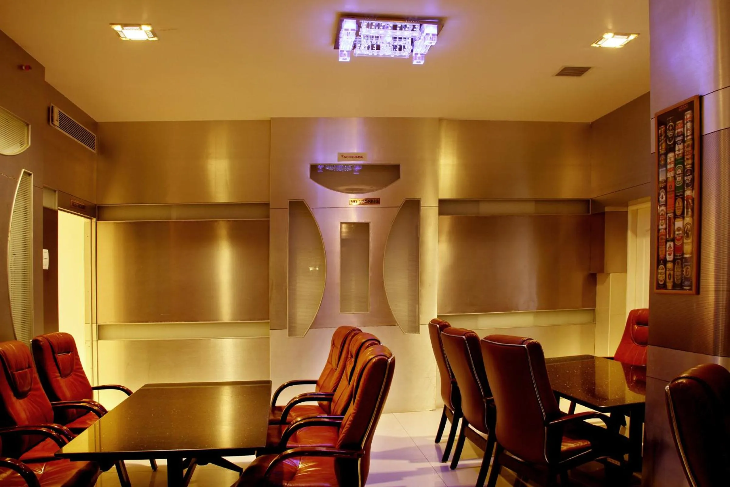 Lounge or bar in Hotel DSF Grand Plaza