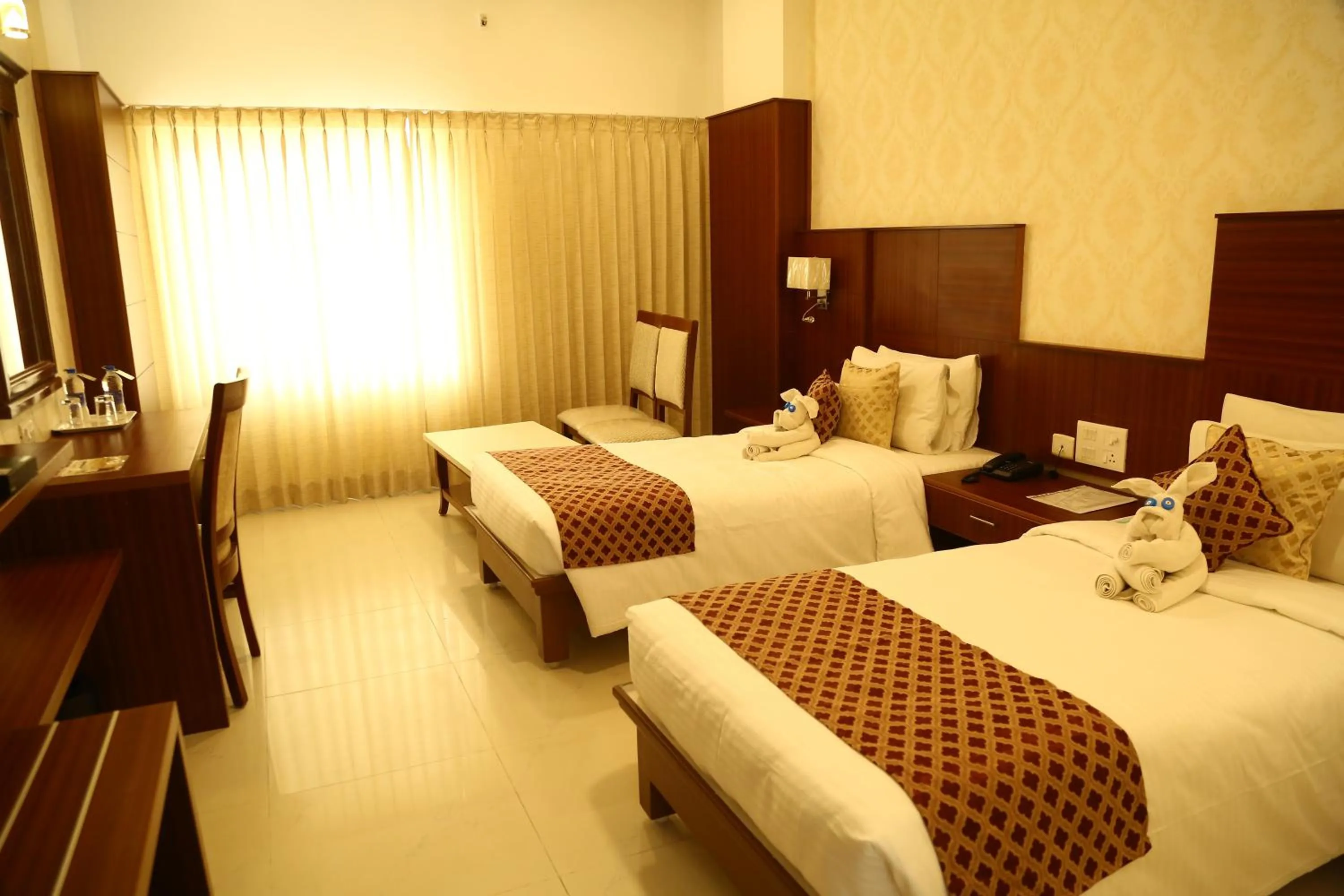 Bed in Hotel DSF Grand Plaza