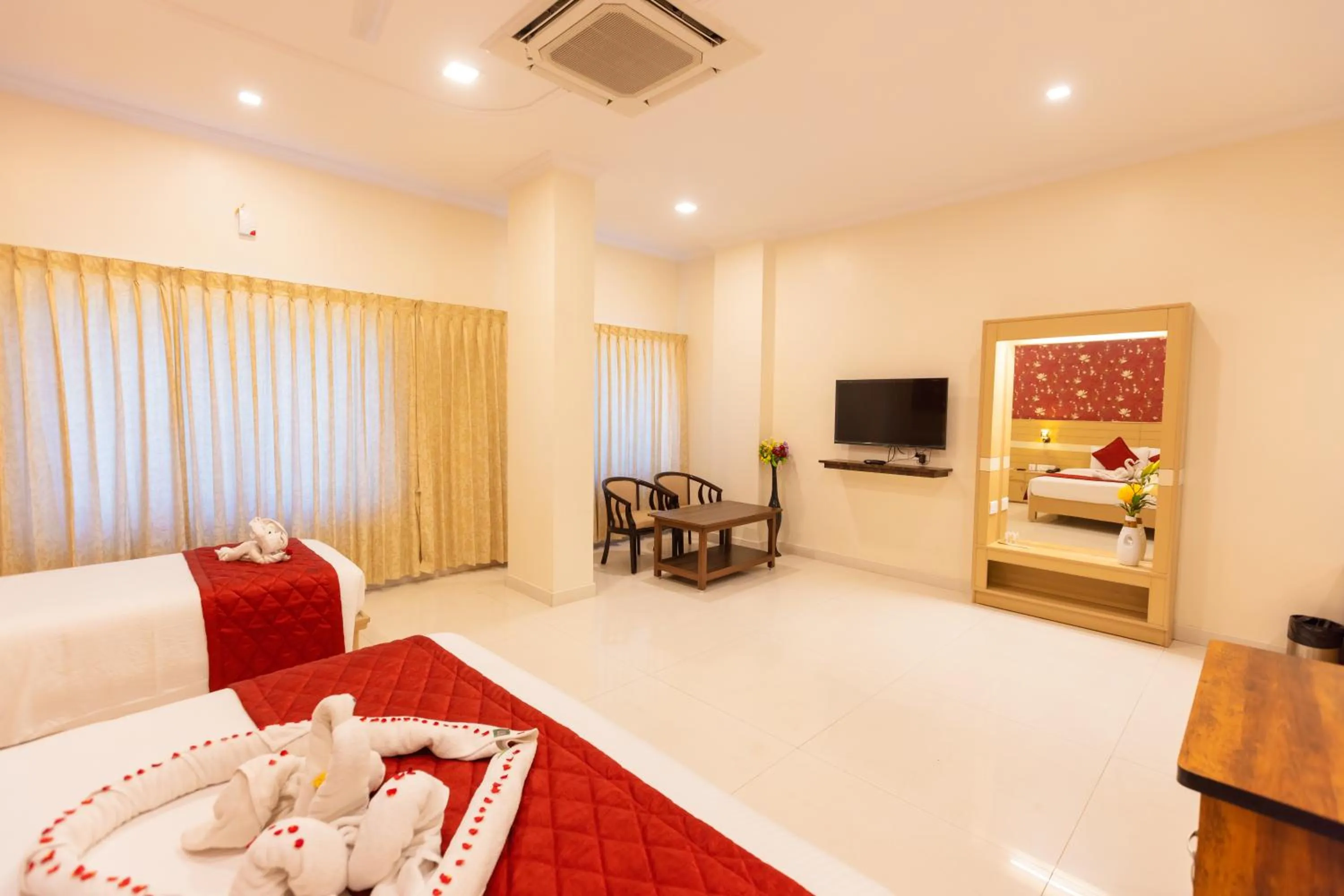 Bed in Hotel DSF Grand Plaza