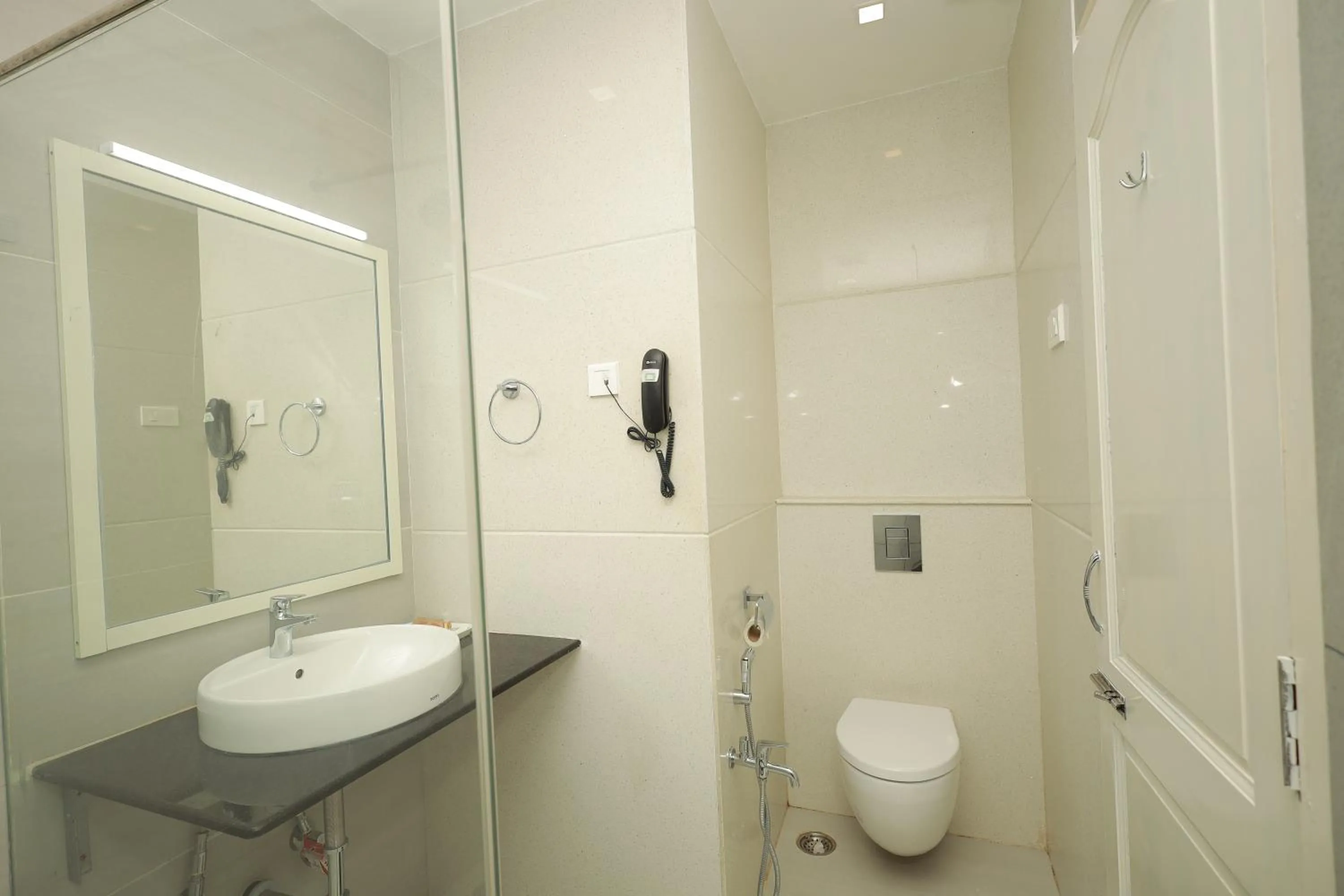 Hotel DSF Grand Plaza