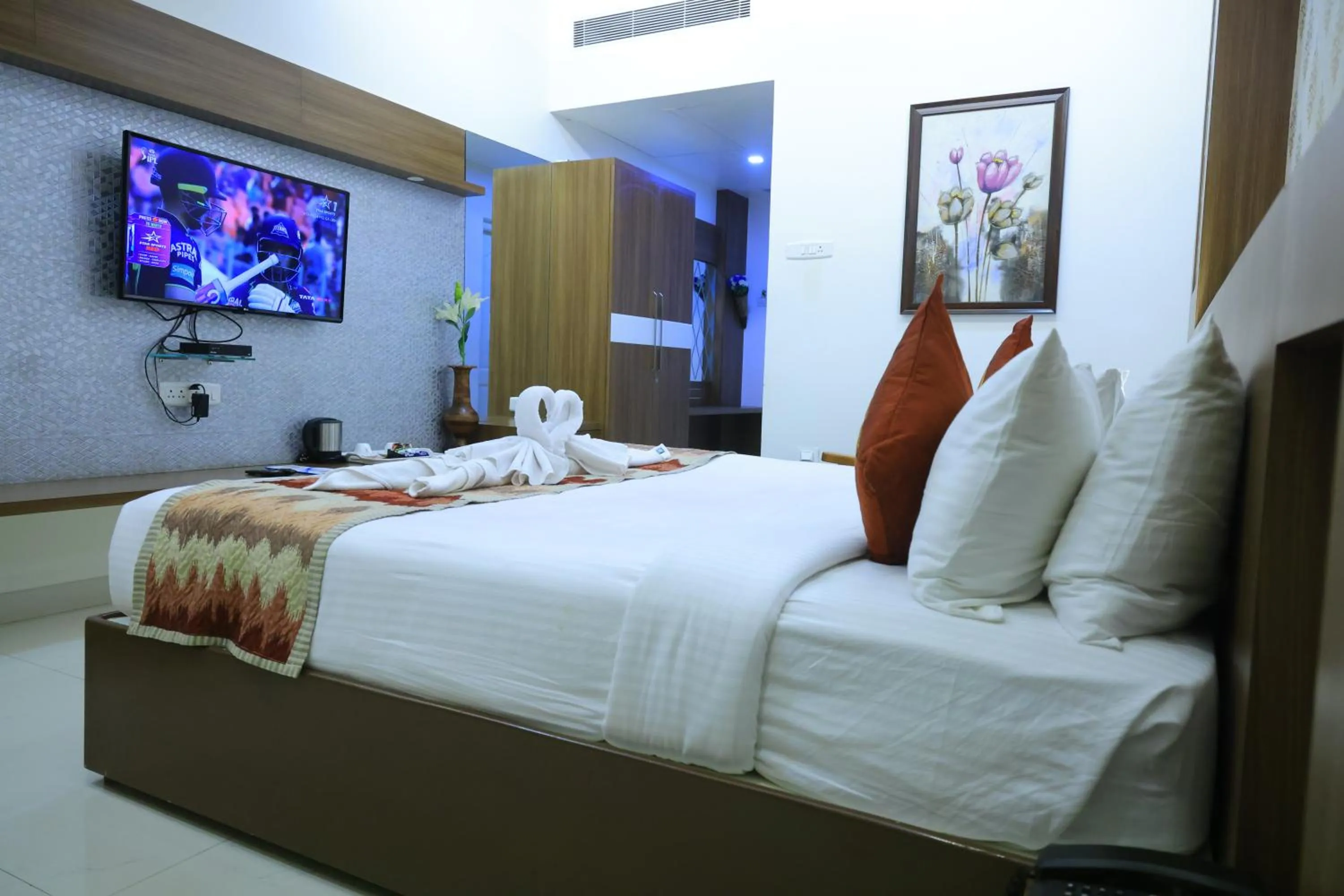 Bed in Hotel DSF Grand Plaza