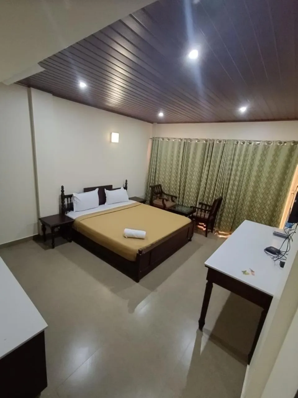 Bedroom, Bed in Baywatch Beach Homes