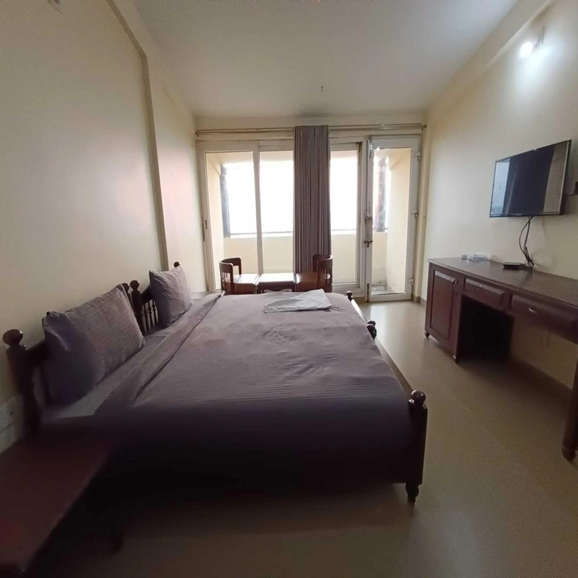 Bed in Baywatch Beach Homes