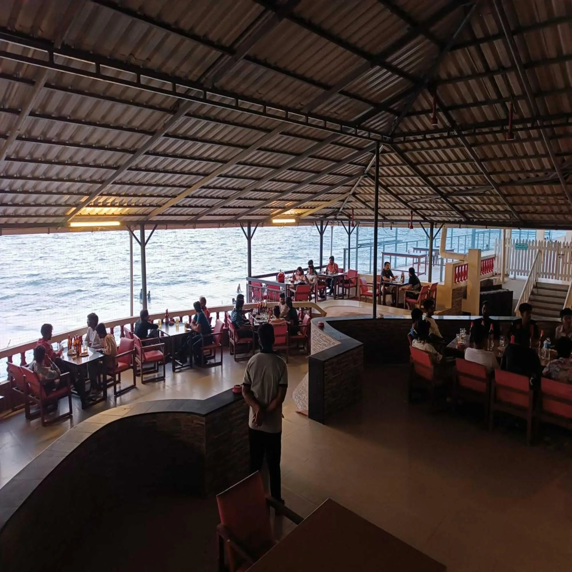 Restaurant/places to eat in Baywatch Beach Homes