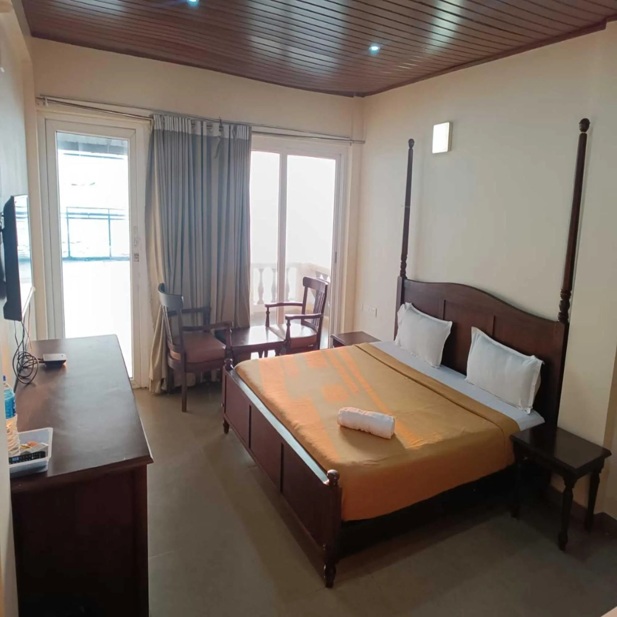 Bed in Baywatch Beach Homes