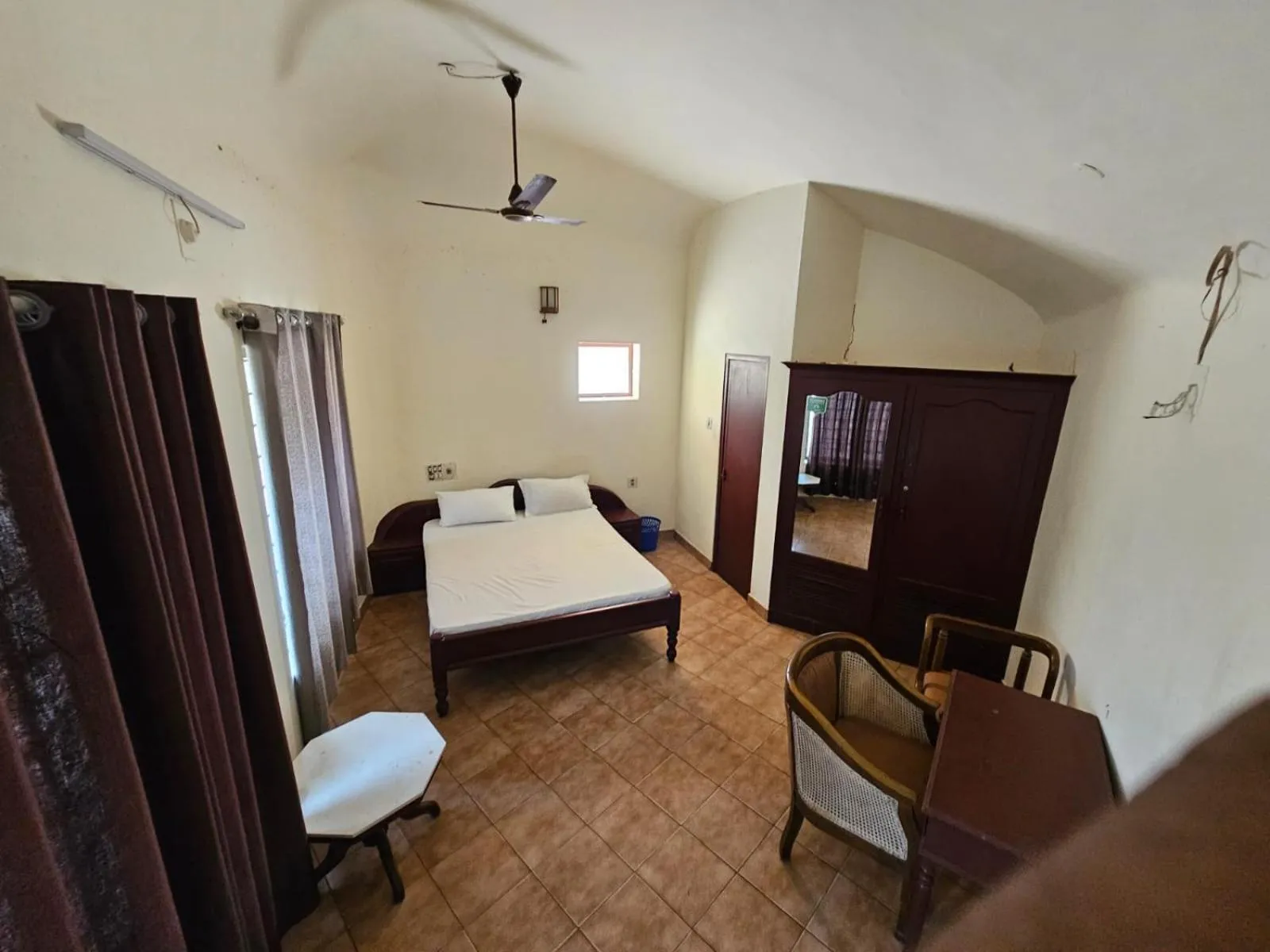 Bed in Baywatch Beach Homes