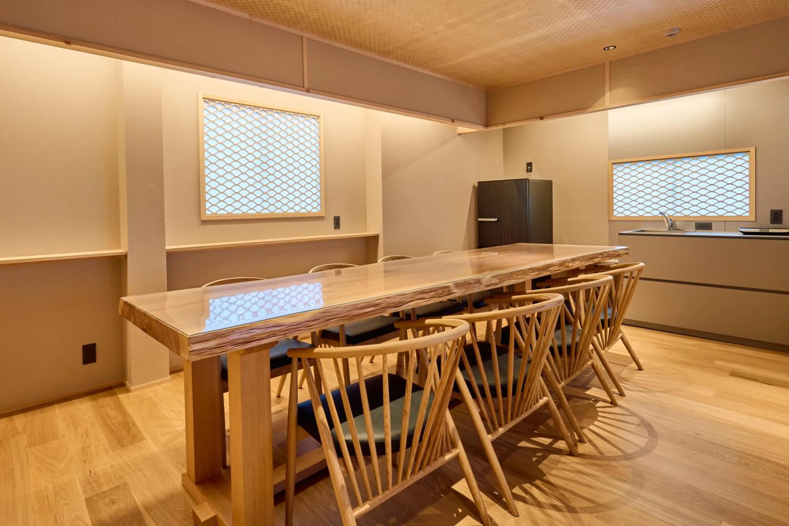 KONJAKUSO Osaka Tempozan "IKESU" Projection M apping SPA "TAKADORO" Wheel View